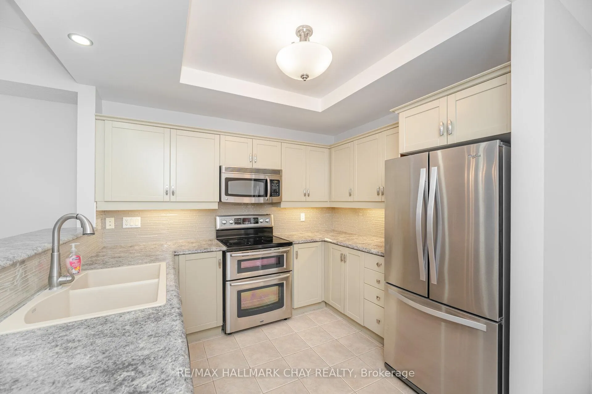 Photo 7 of Unit 105, 78 Sunset Boulevard, New Tecumseth, Alliston — HOMEH