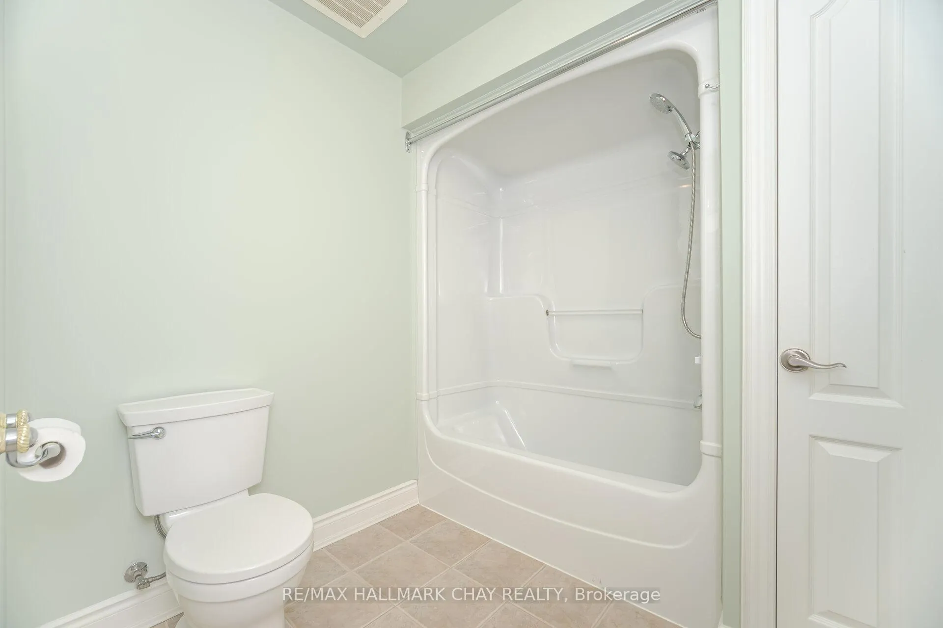 Photo 23 of Unit 105, 78 Sunset Boulevard, New Tecumseth, Alliston — HOMEH