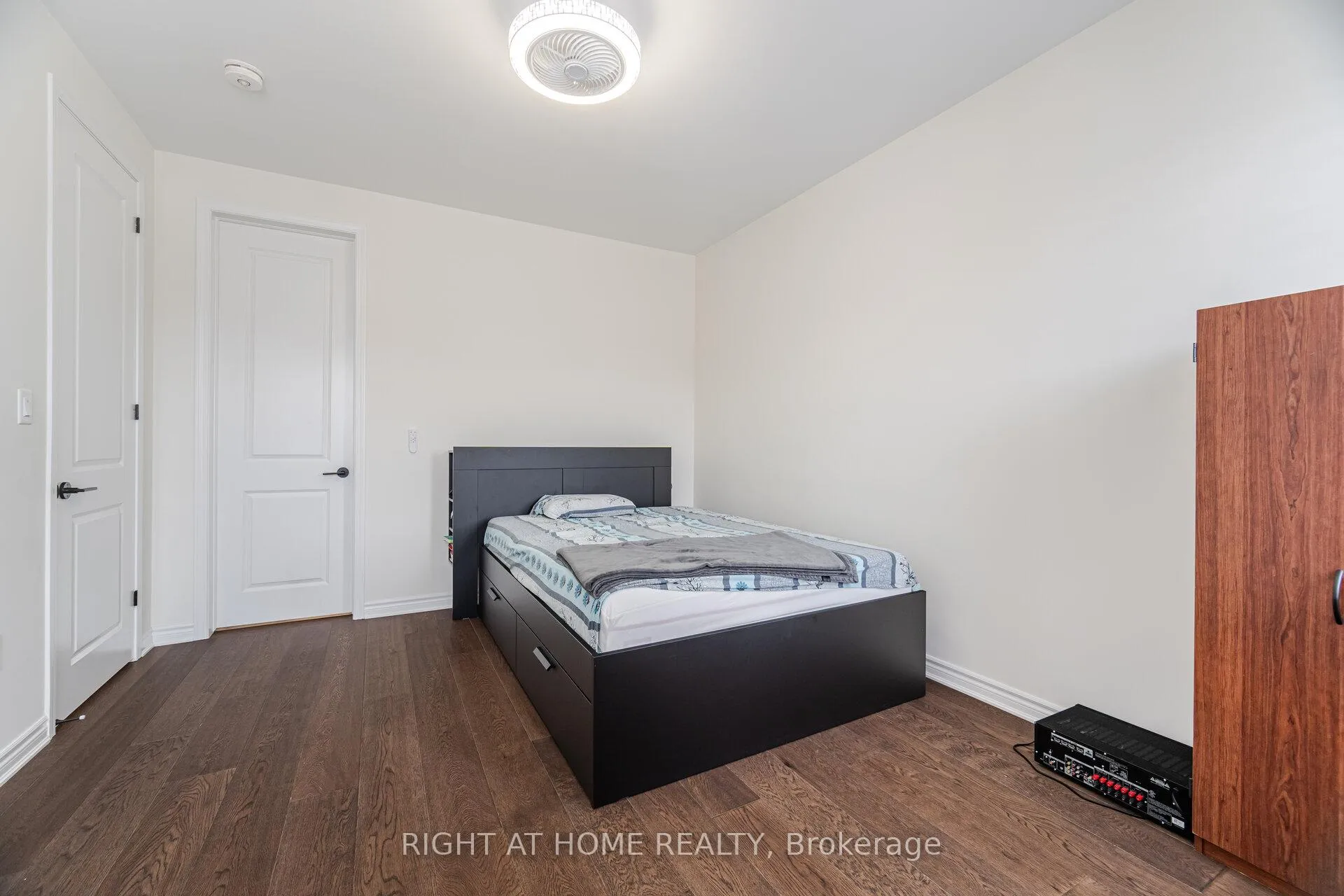 Photo 35 of 3281 Turnstone Boulevard, Pickering, Rural Pickering — HOMEH