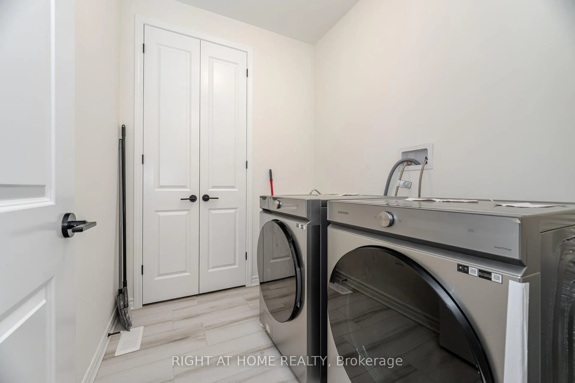 Photo 39 of 3281 Turnstone Boulevard, Pickering, Rural Pickering — HOMEH