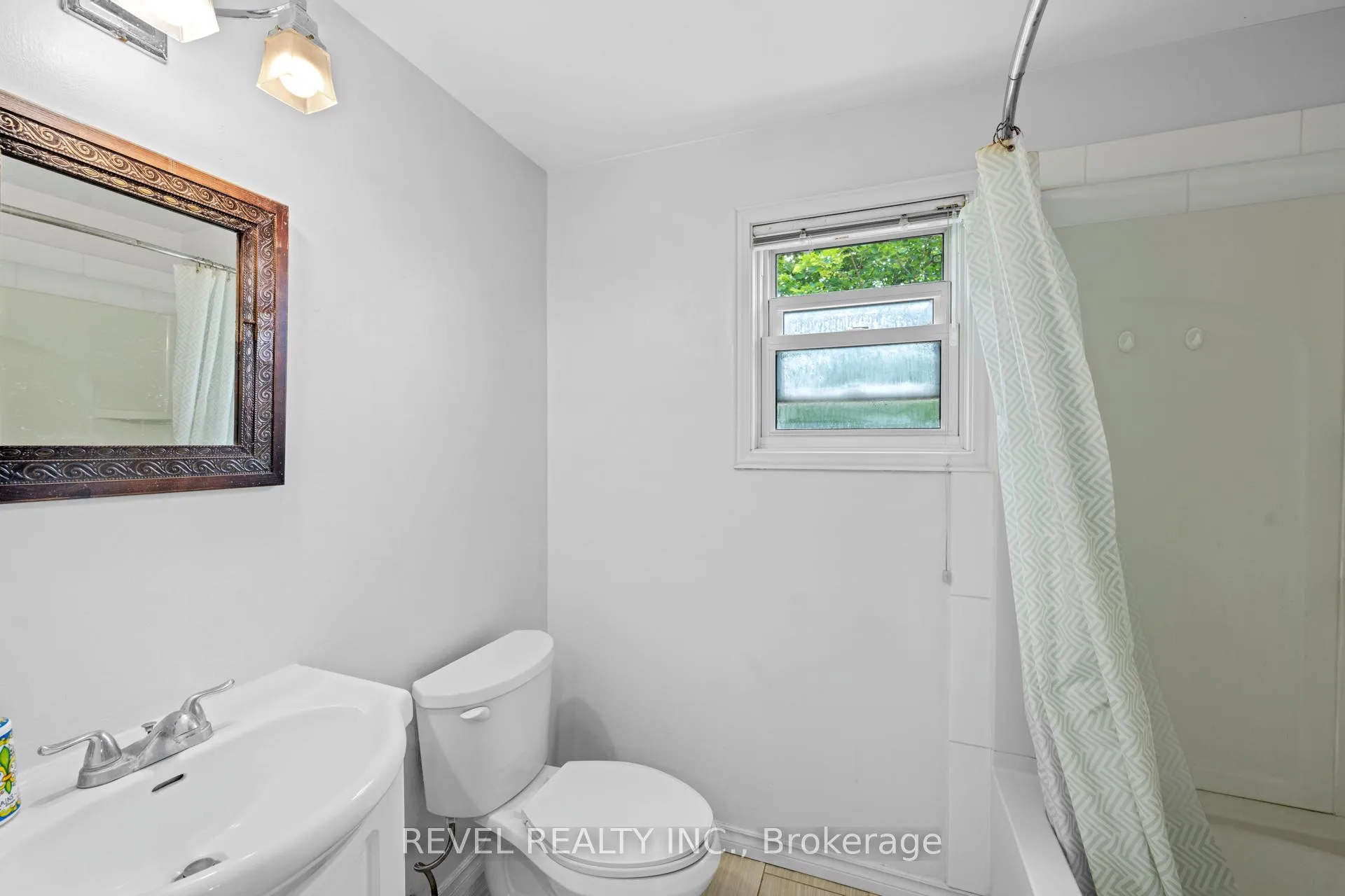 Photo 11 of 574 Mortimer Drive, Cambridge — HOMEH
