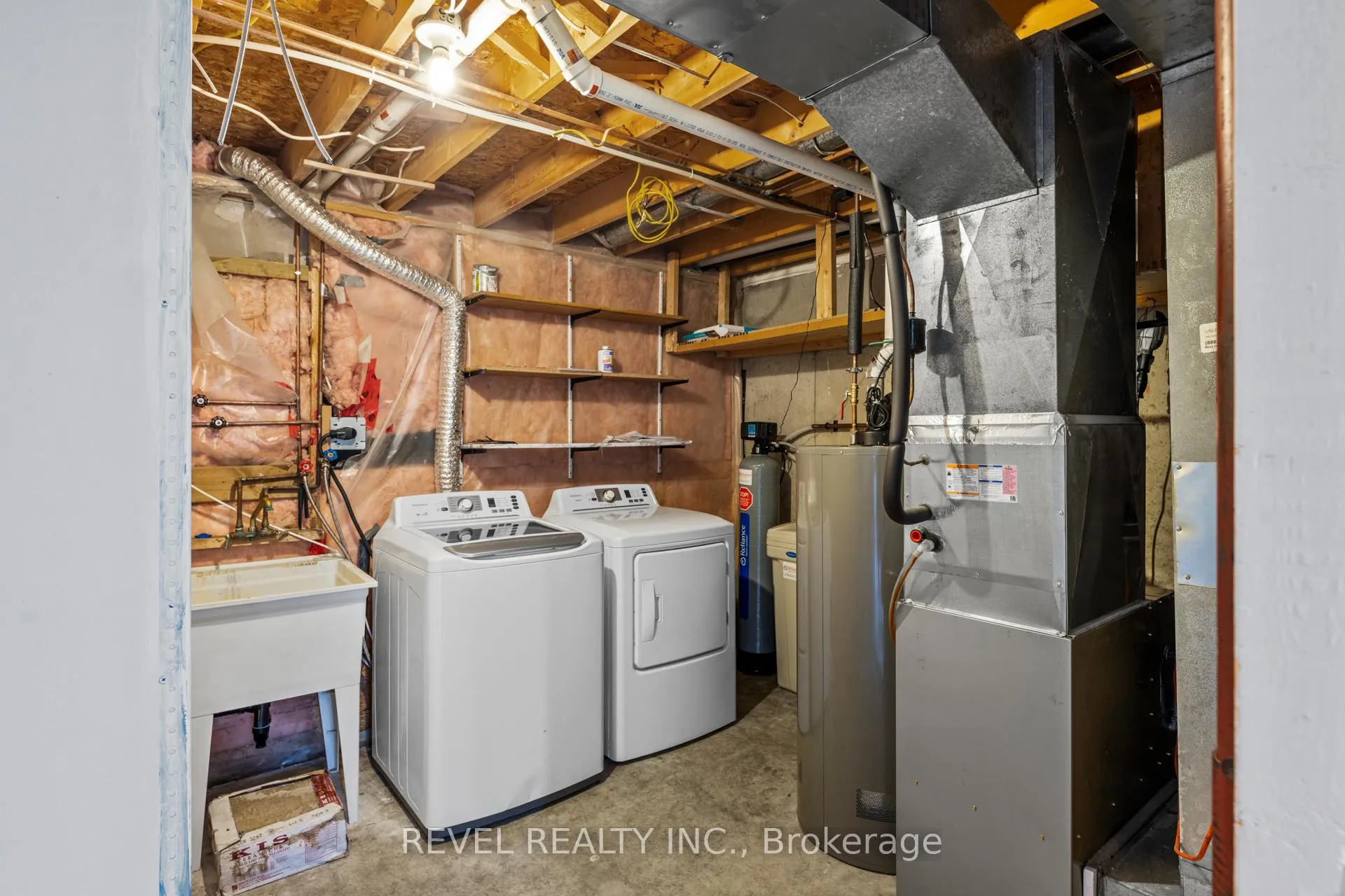 Photo 14 of 574 Mortimer Drive, Cambridge — HOMEH