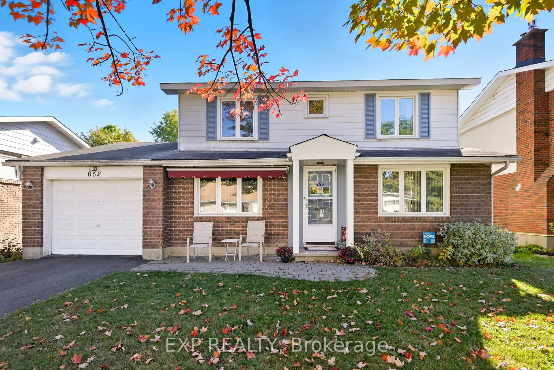 Photo 1 of 652 Glenhurst Crescent, Ottawa, Beacon Hill North — HOMEH