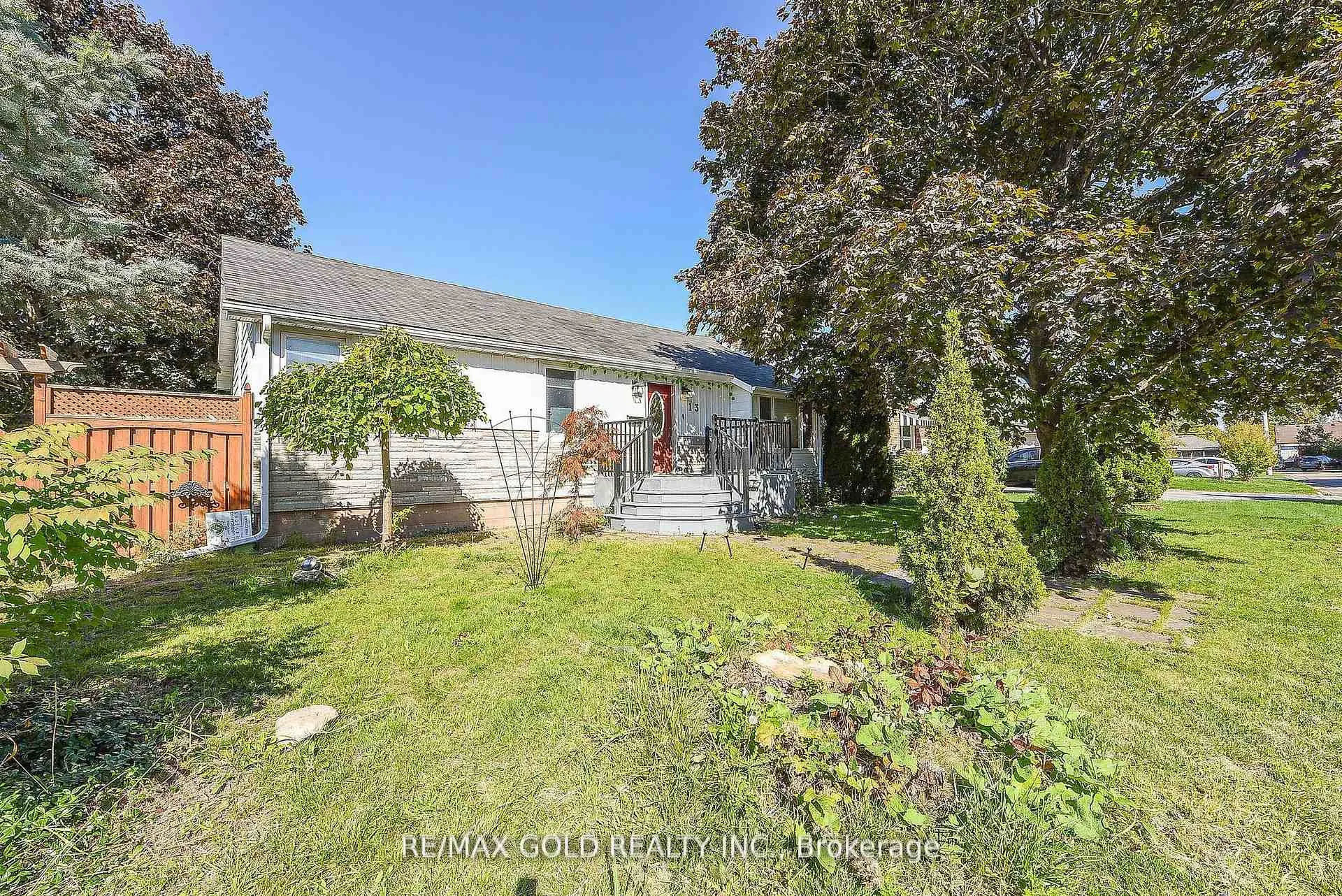 Front of 13 Foster Road