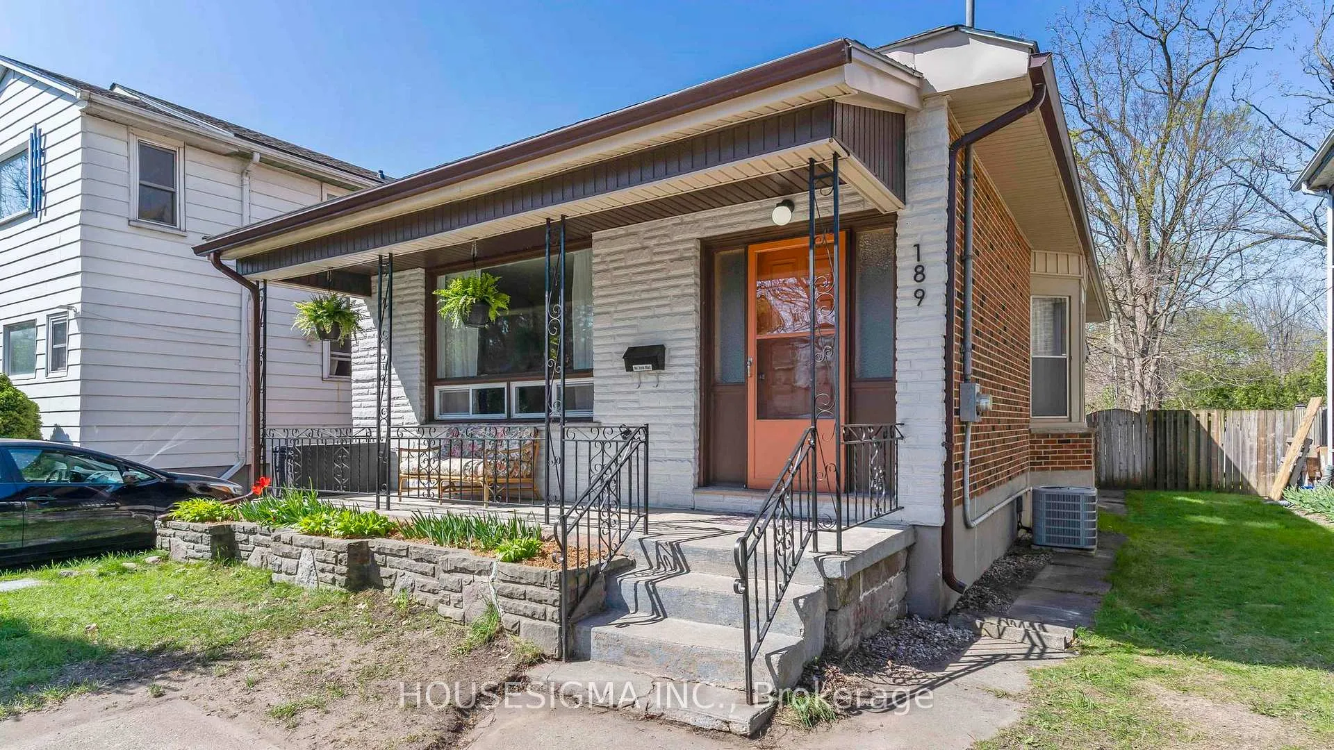 Photo 2 of 189 Colborne Street, London, East K — HOMEH