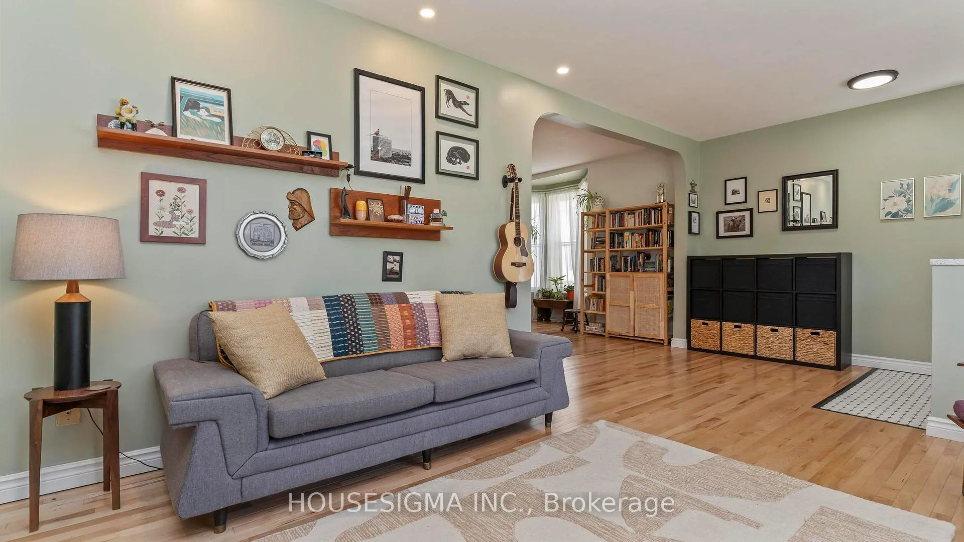 Photo 6 of 189 Colborne Street, London, East K — HOMEH