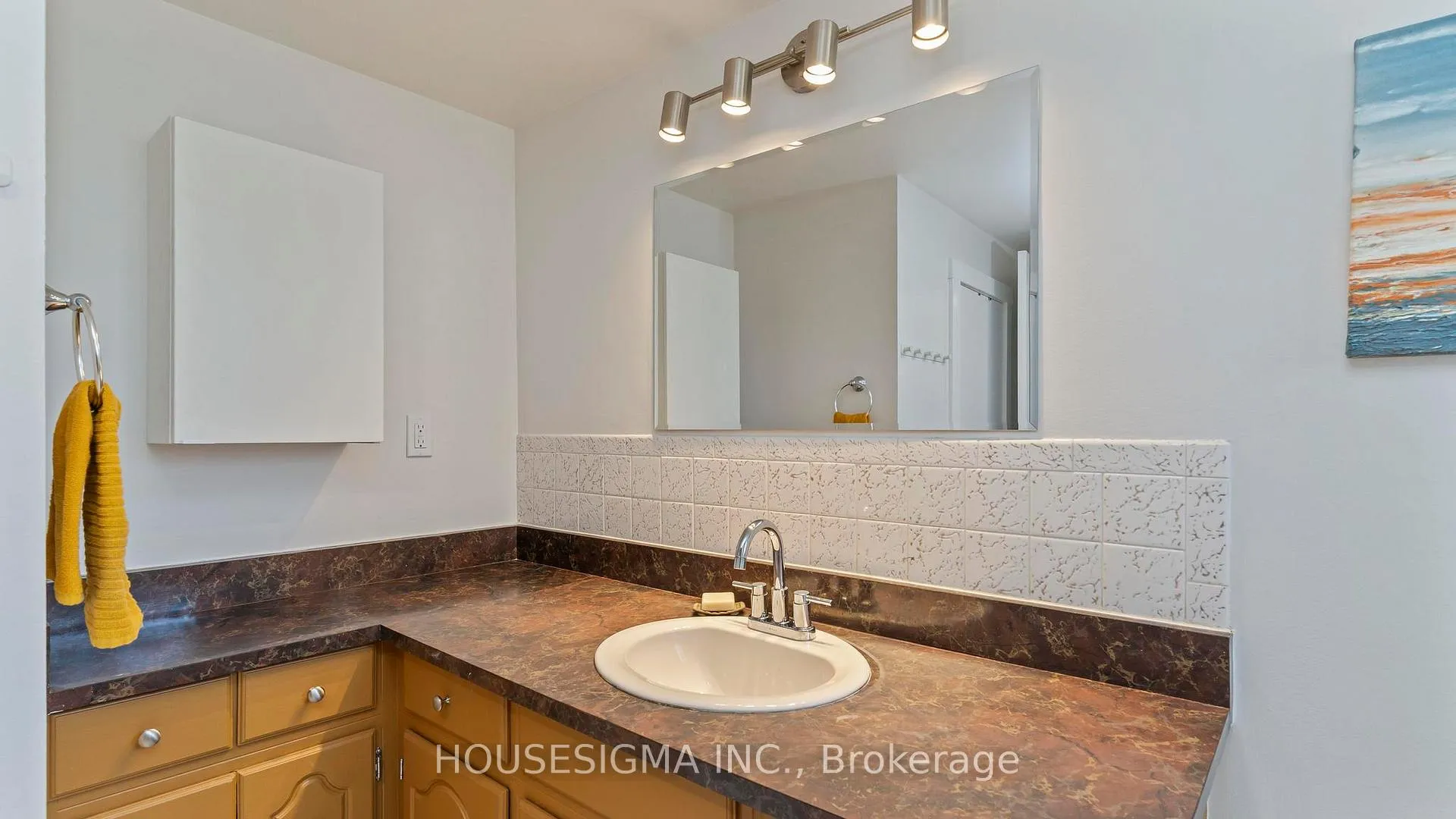 Photo 24 of 189 Colborne Street, London, East K — HOMEH