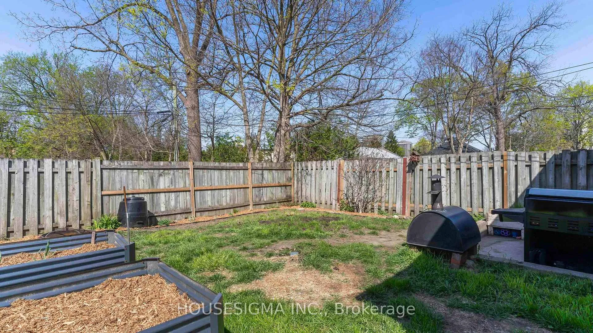 Photo 30 of 189 Colborne Street, London, East K — HOMEH