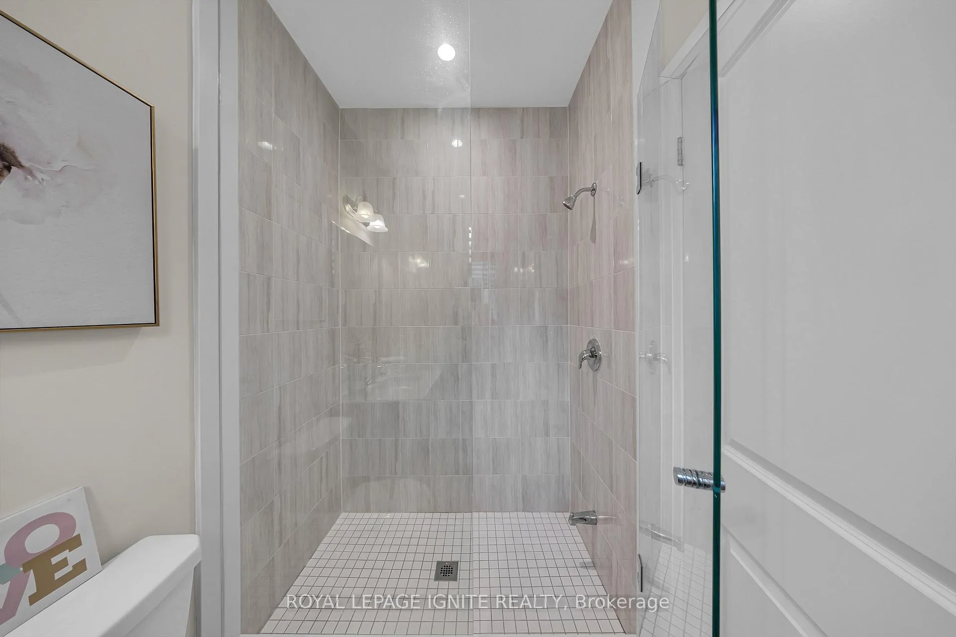 Photo 42 of 398 Frontier Court, Pickering, Rosebank — HOMEH