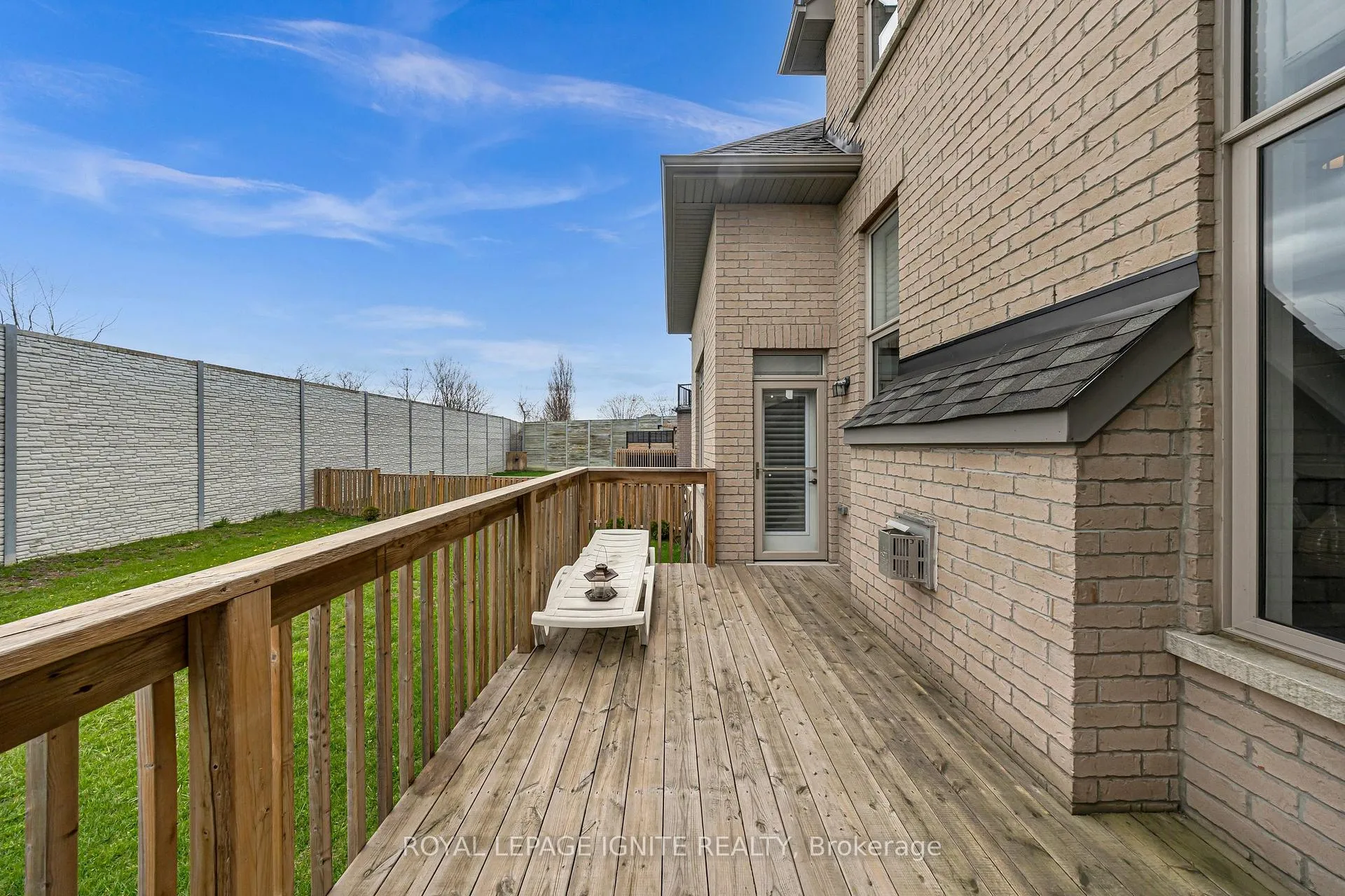 Photo 49 of 398 Frontier Court, Pickering, Rosebank — HOMEH