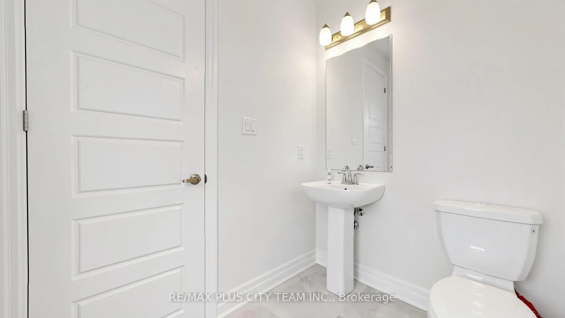 Photo 18 of 1 George Roman Avenue, Markham, Rural Markham — HOMEH