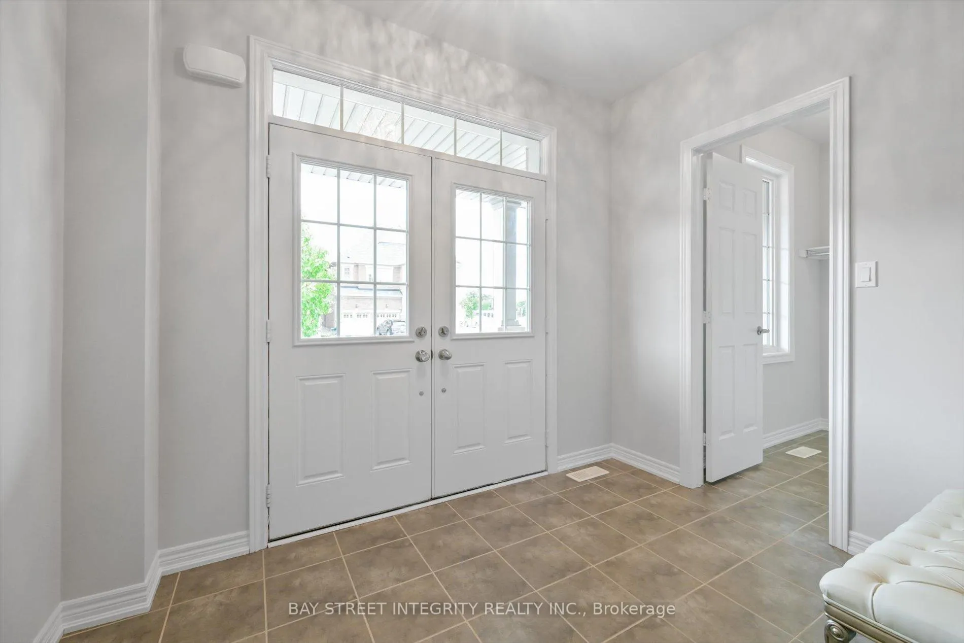 Photo 3 of 99 Greenspire Avenue, Markham, Wismer — HOMEH