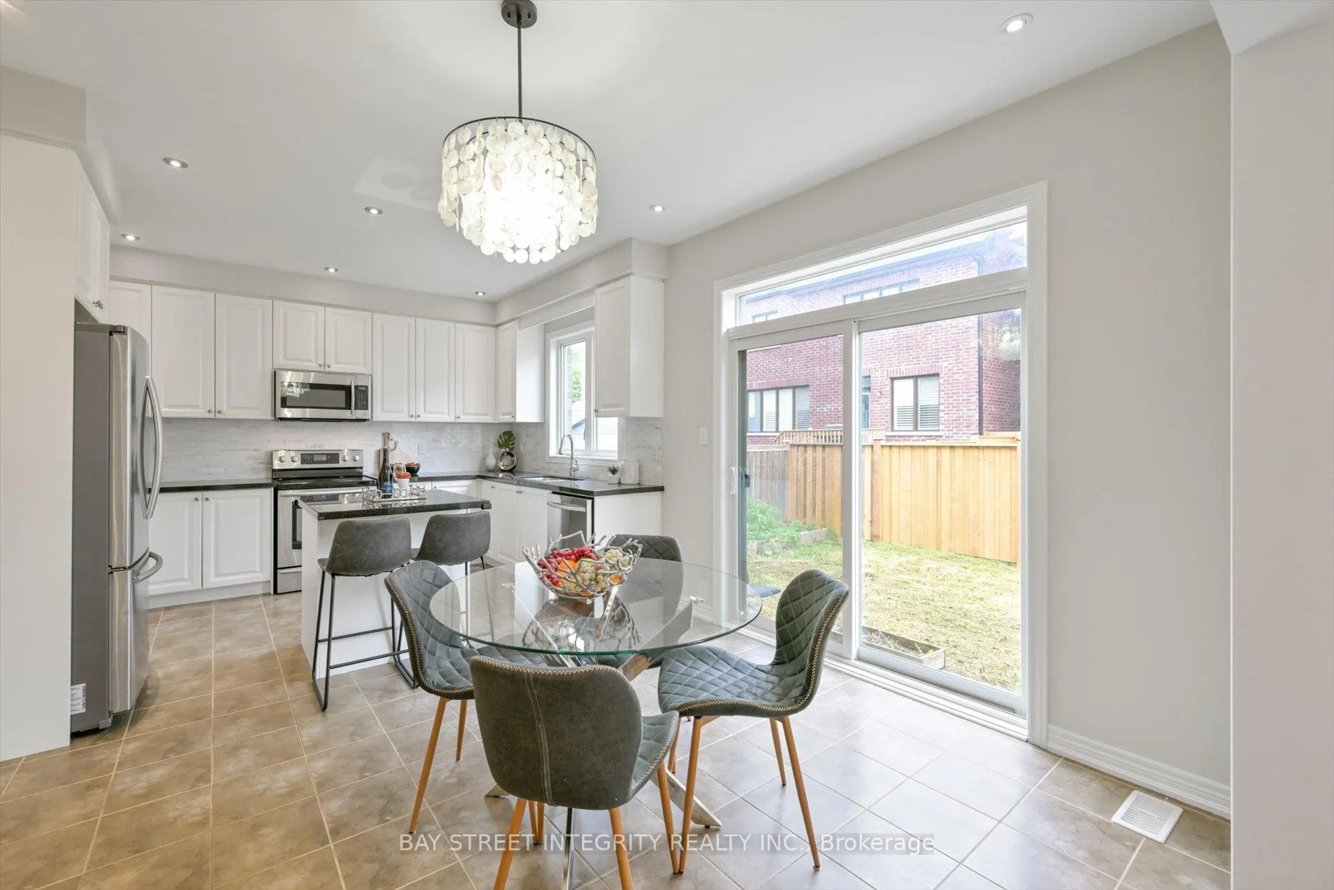 Photo 12 of 99 Greenspire Avenue, Markham, Wismer — HOMEH