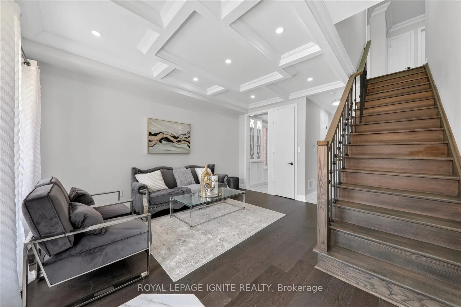 Photo 8 of Unit 6, 1741 Fairport Road, Pickering, Dunbarton — HOMEH