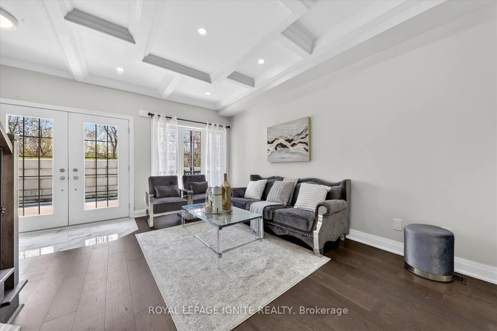 Photo 11 of Unit 6, 1741 Fairport Road, Pickering, Dunbarton — HOMEH