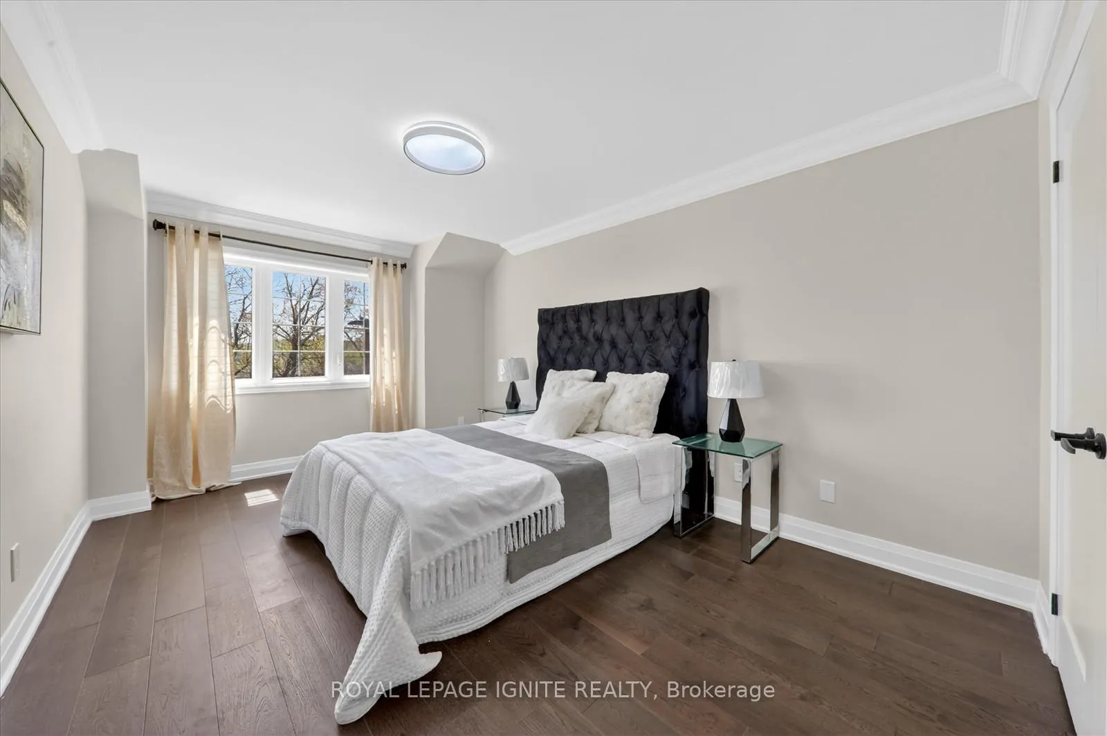 Photo 29 of Unit 6, 1741 Fairport Road, Pickering, Dunbarton — HOMEH