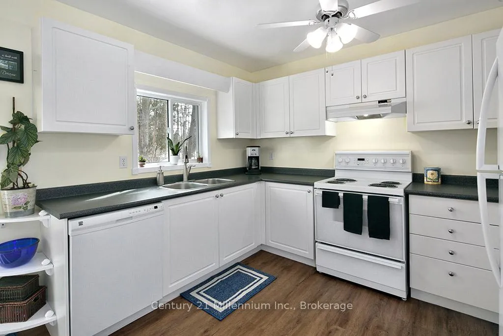 Photo 8 of 15 Brillinger Drive, Wasaga Beach — HOMEH