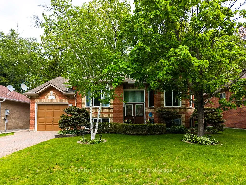 Photo 2 of 15 Brillinger Drive, Wasaga Beach — HOMEH