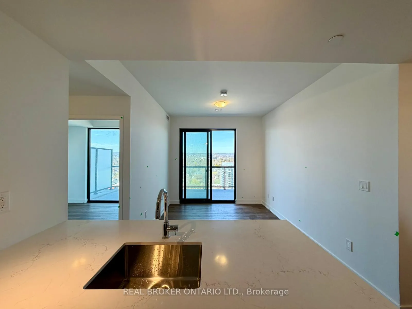 Photo 8 of 2075 Lakeshore Road, Burlington, Brant — HOMEH