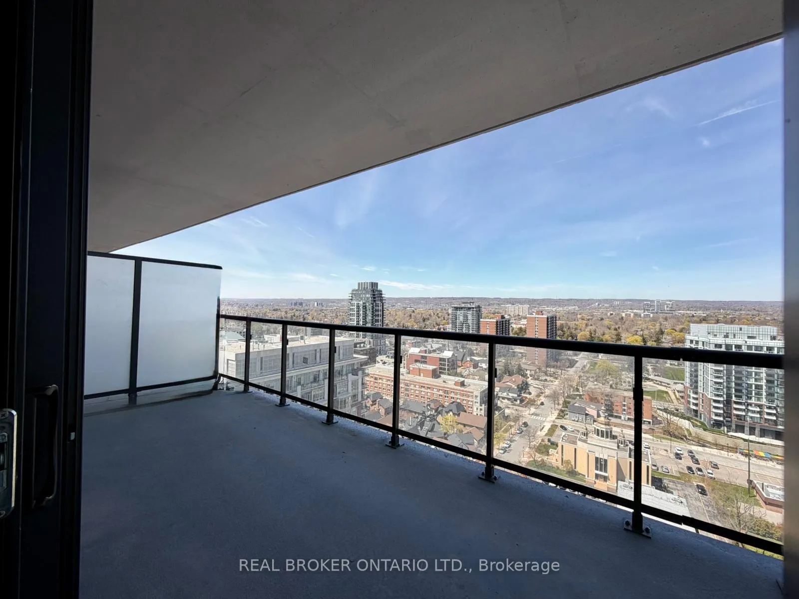 Photo 11 of 2075 Lakeshore Road, Burlington, Brant — HOMEH