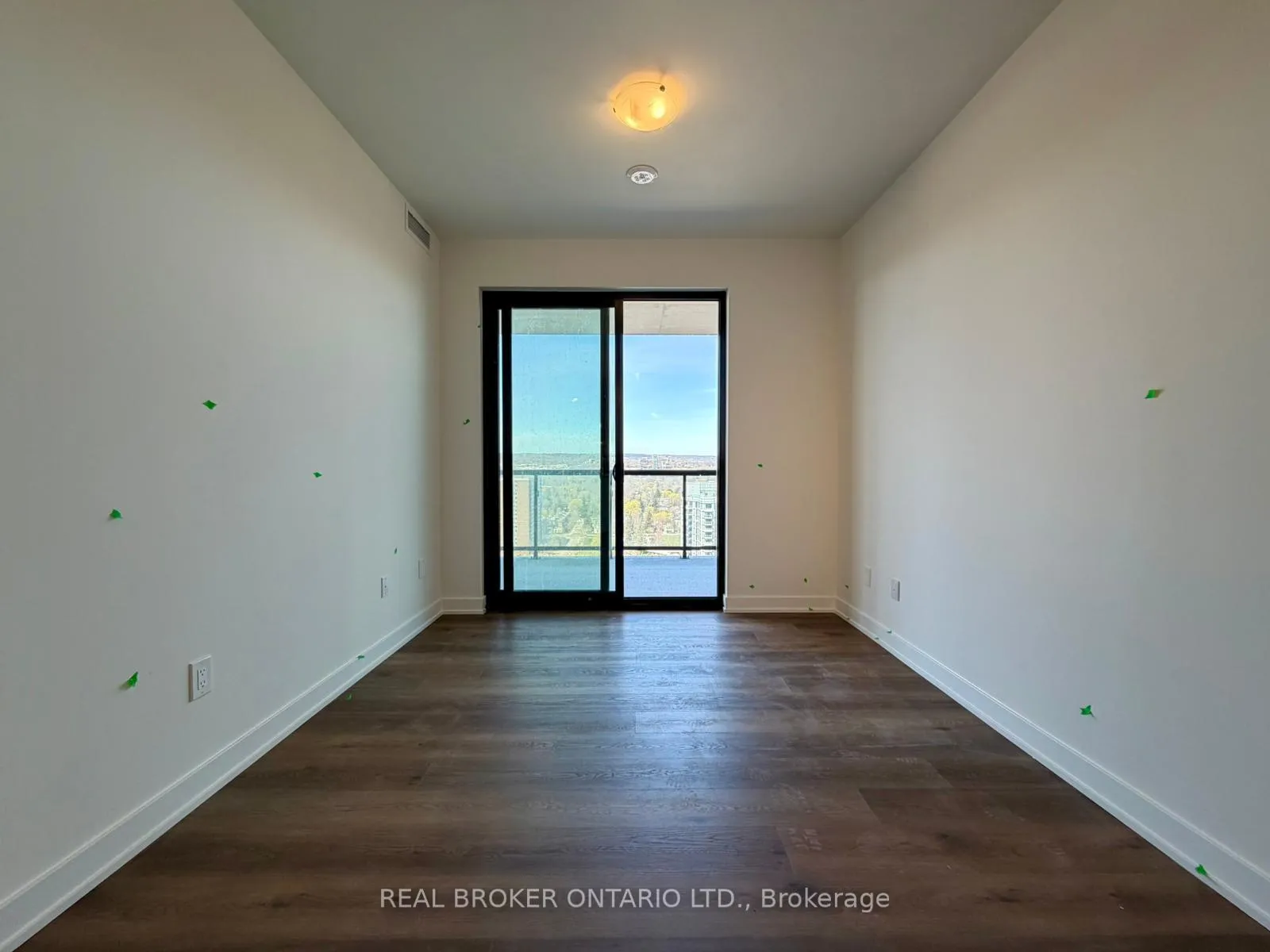 Photo 12 of 2075 Lakeshore Road, Burlington, Brant — HOMEH