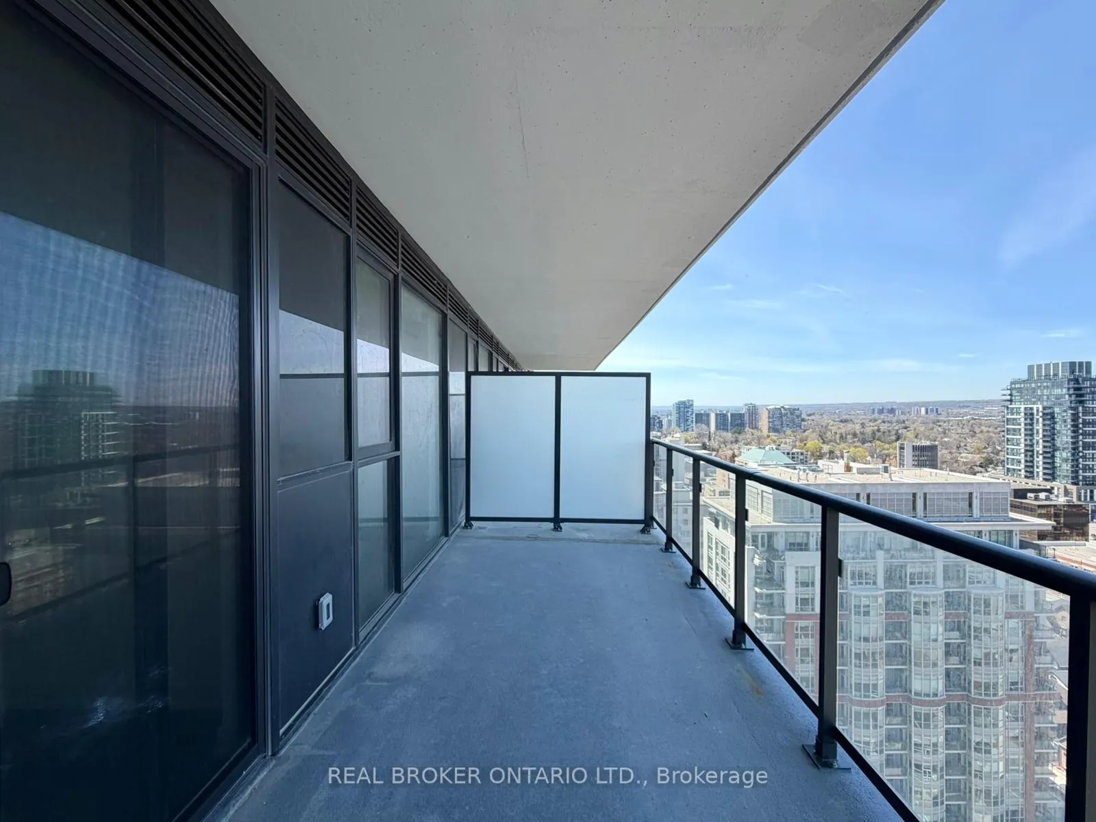 Photo 13 of 2075 Lakeshore Road, Burlington, Brant — HOMEH
