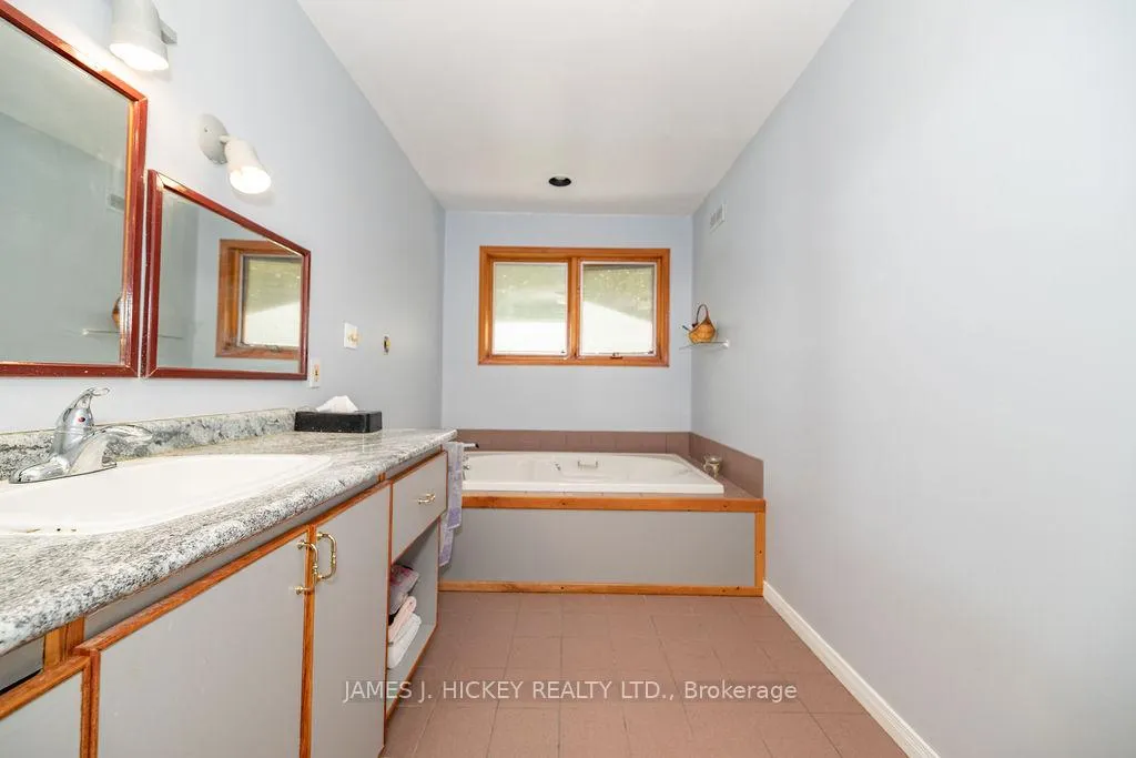 Photo 22 of 224 Thomas Street, Deep River — HOMEH