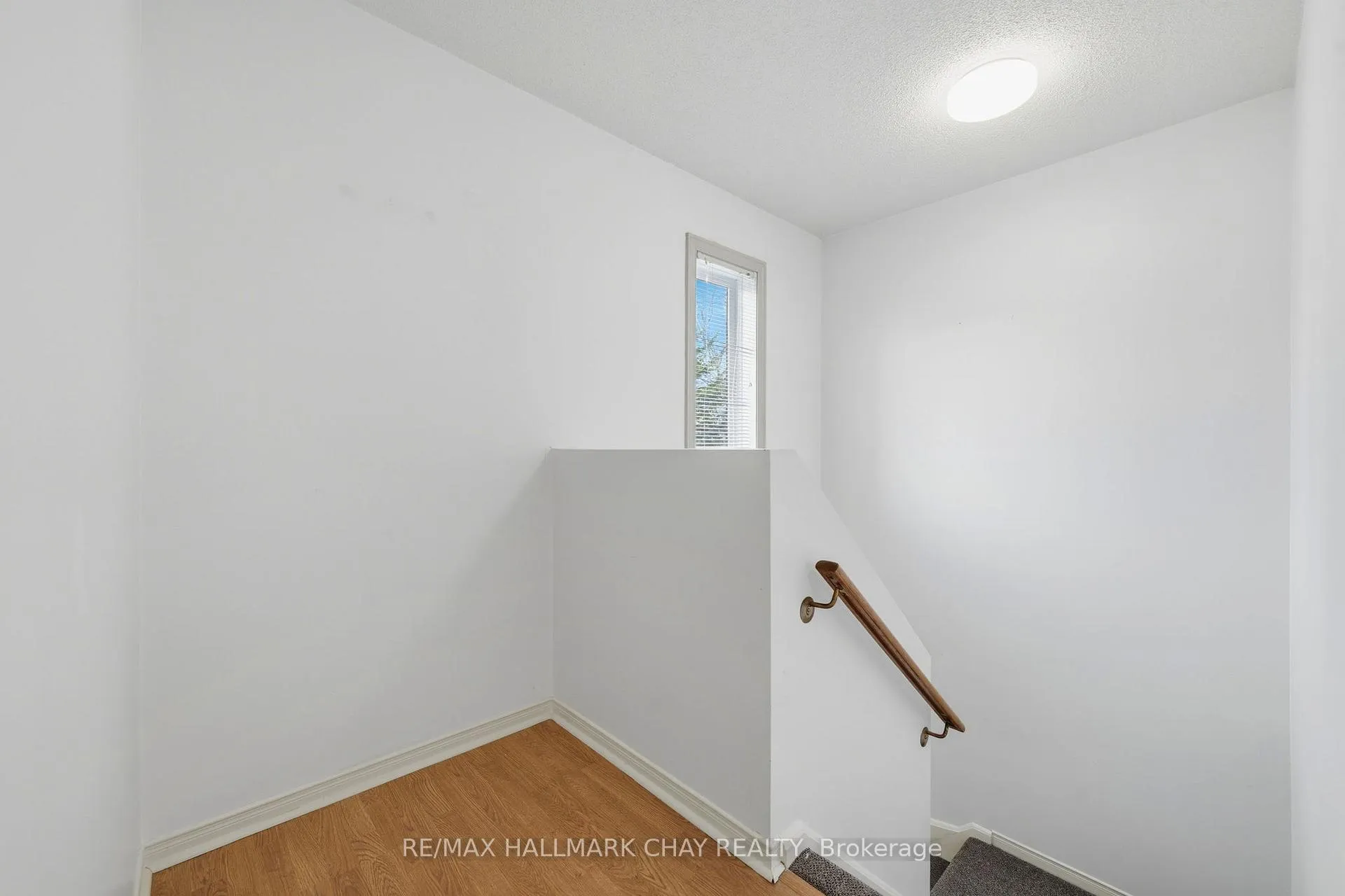 Photo 21 of 12 Dugdale Avenue, New Tecumseth, Beeton — HOMEH
