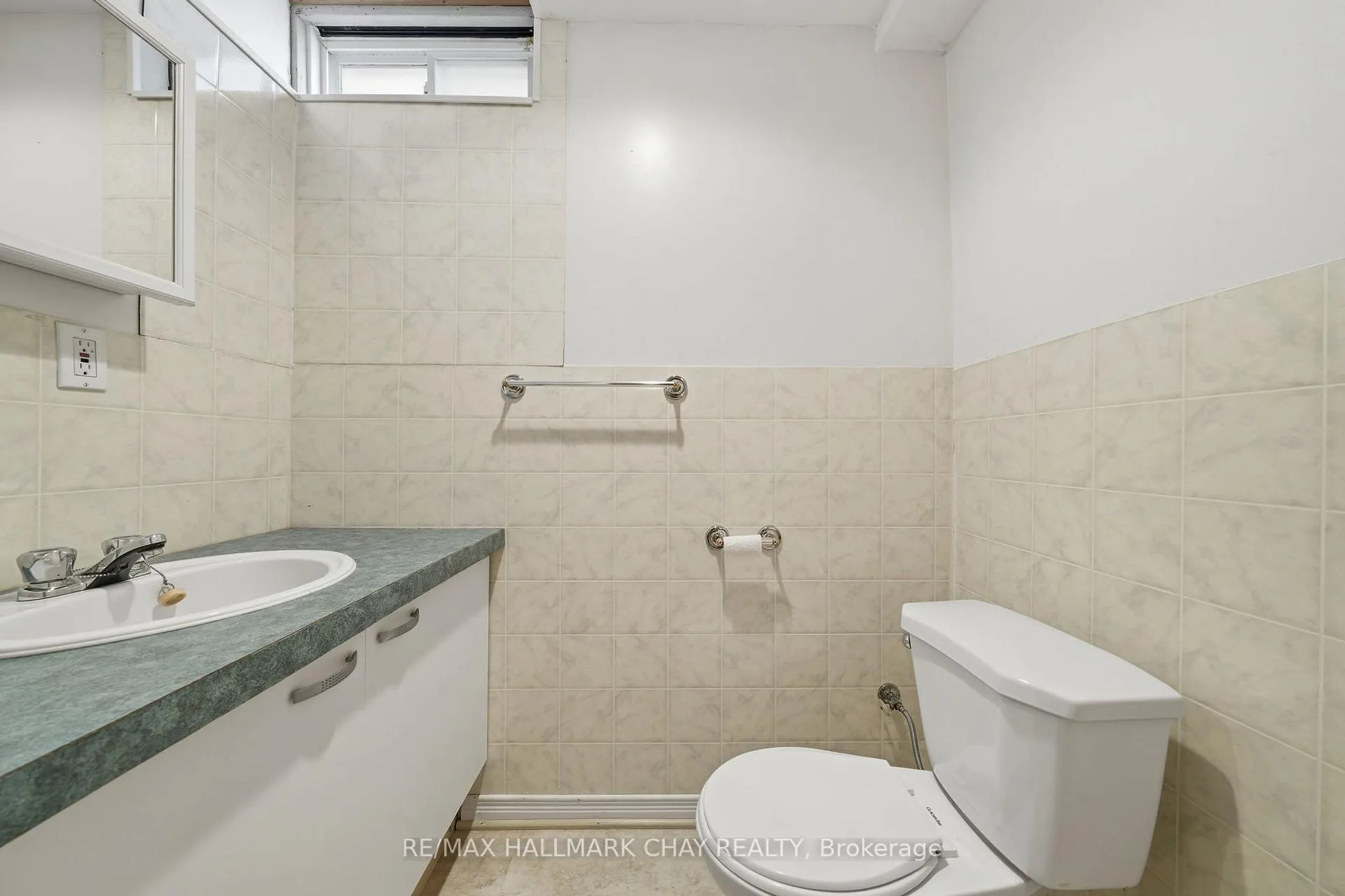 Photo 32 of 12 Dugdale Avenue, New Tecumseth, Beeton — HOMEH