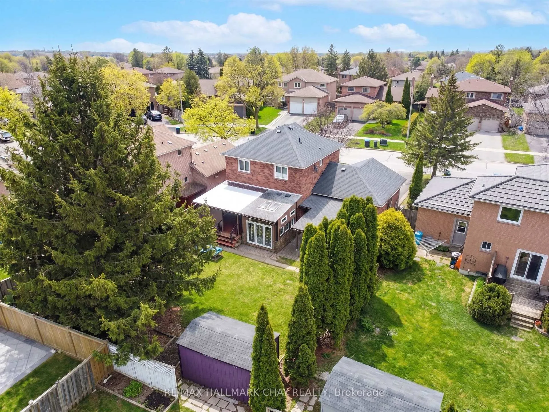 Photo 44 of 12 Dugdale Avenue, New Tecumseth, Beeton — HOMEH