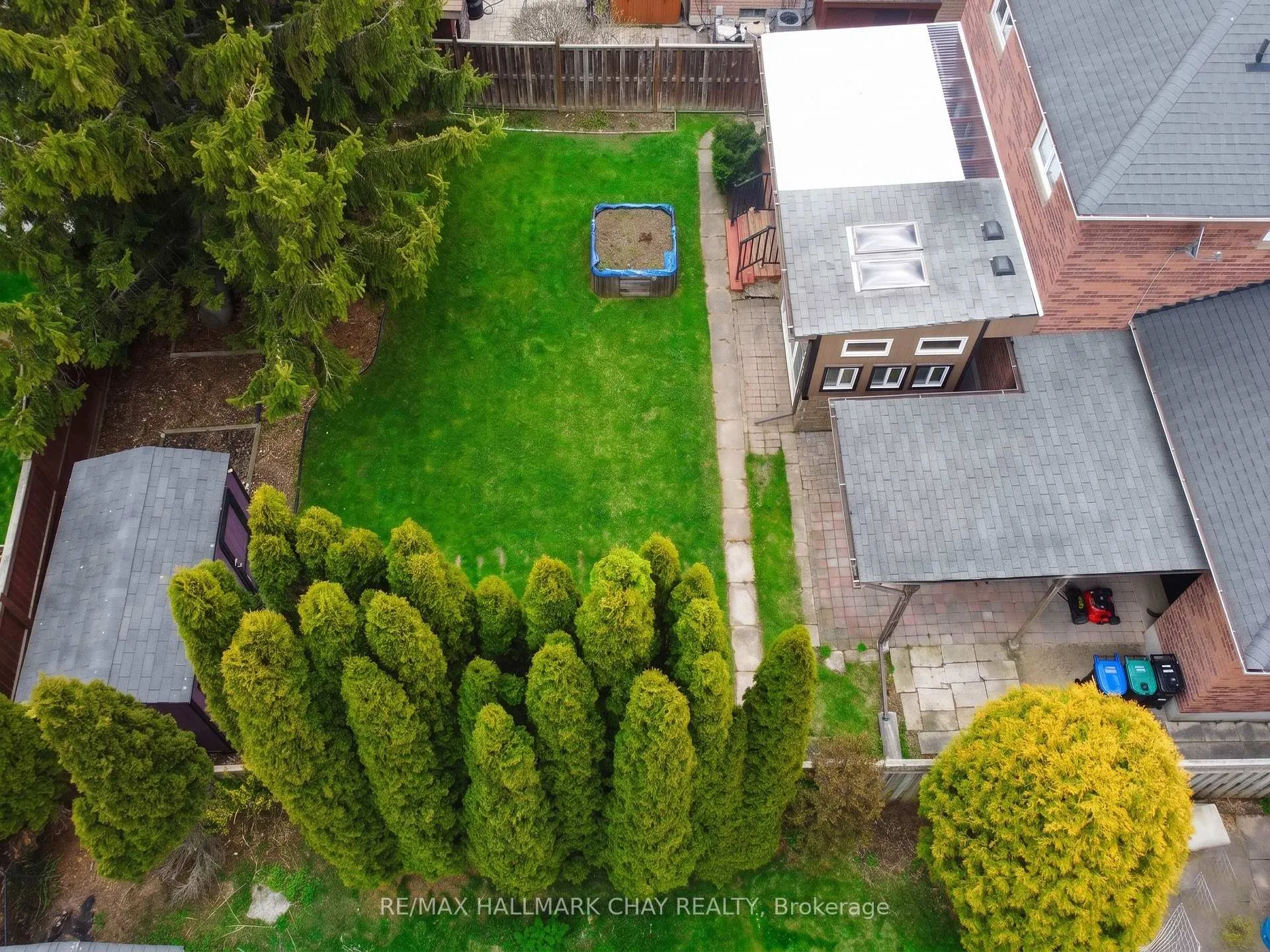 Photo 47 of 12 Dugdale Avenue, New Tecumseth, Beeton — HOMEH