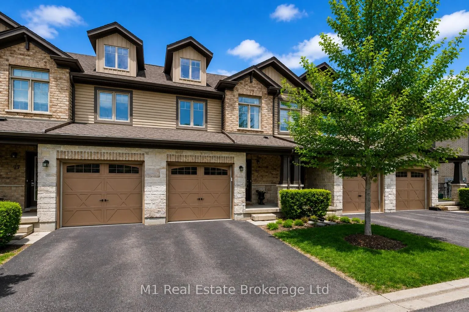 Photo 2 of 75 Arlington Crescent, Guelph, Pineridge/Westminster Woods — HOMEH
