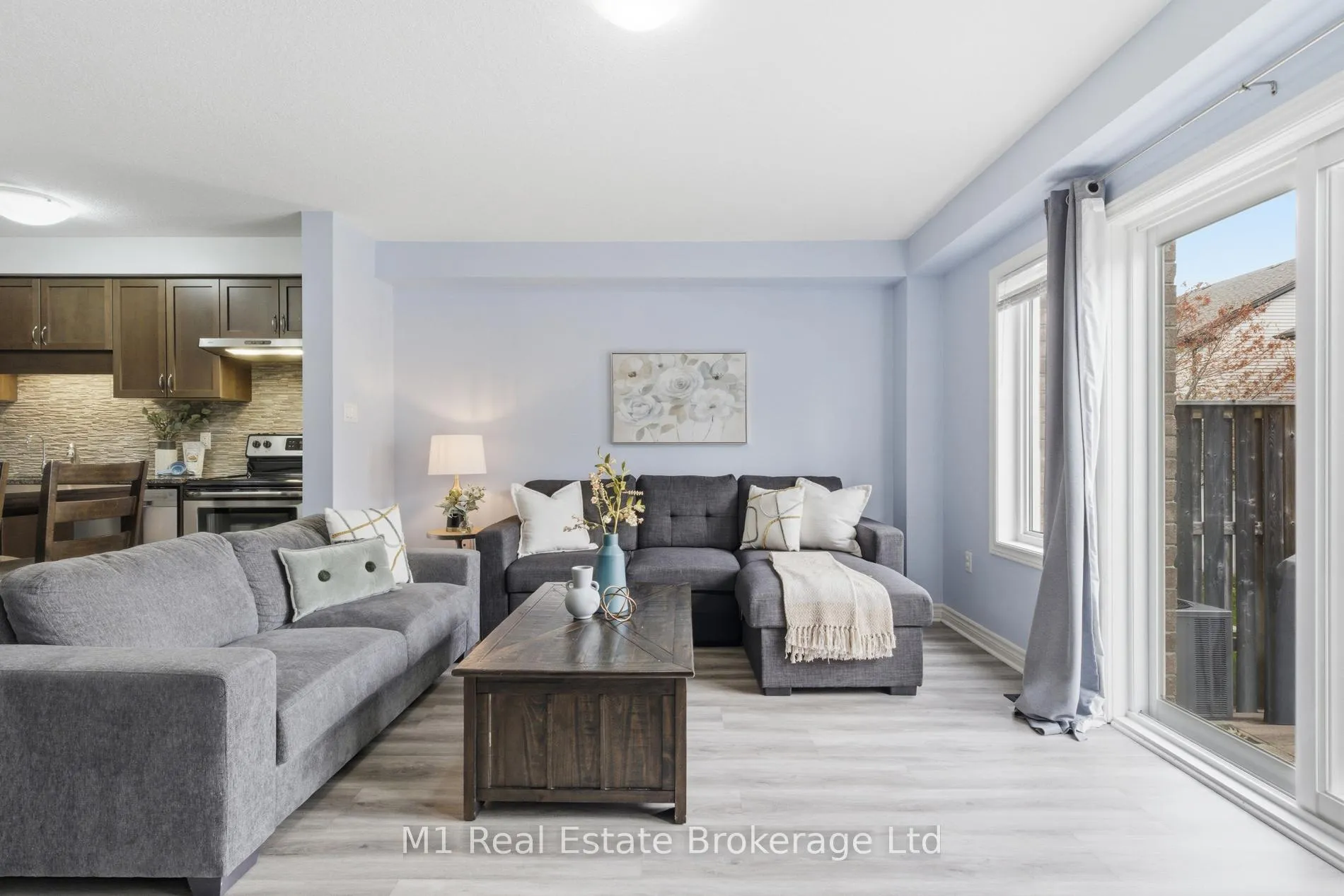 Photo 15 of 75 Arlington Crescent, Guelph, Pineridge/Westminster Woods — HOMEH