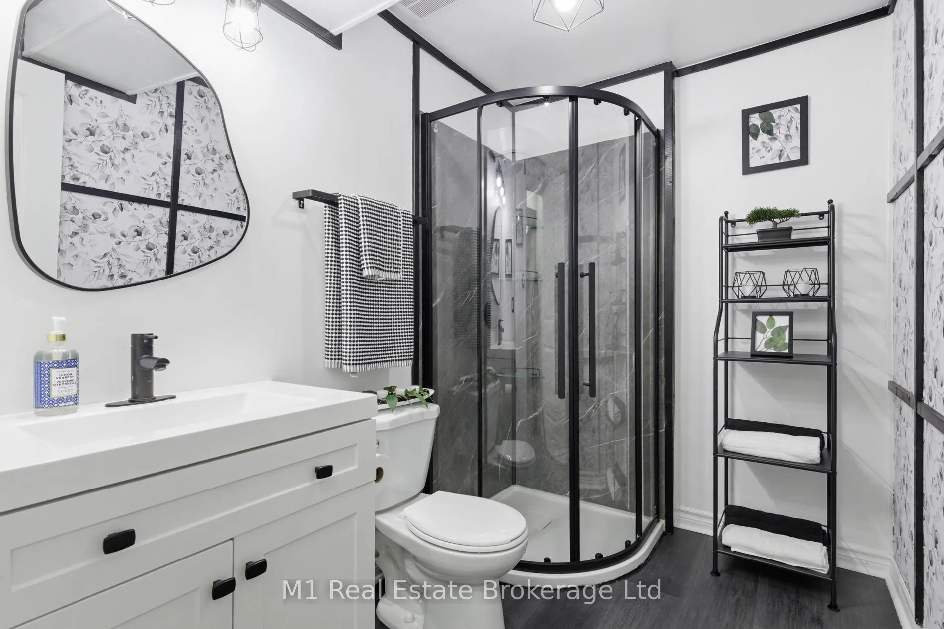 Photo 16 of 75 Arlington Crescent, Guelph, Pineridge/Westminster Woods — HOMEH
