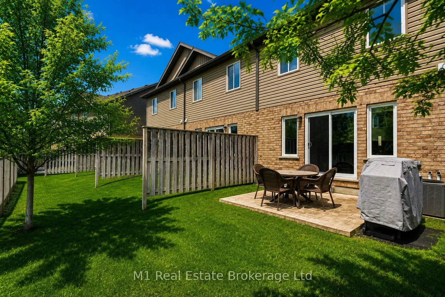 Photo 33 of 75 Arlington Crescent, Guelph, Pineridge/Westminster Woods — HOMEH