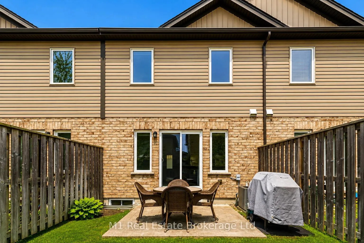 Photo 34 of 75 Arlington Crescent, Guelph, Pineridge/Westminster Woods — HOMEH
