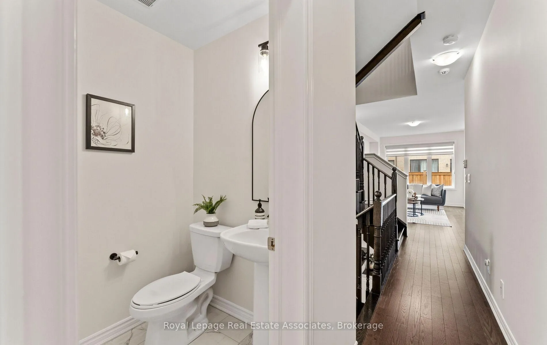 Photo 5 of 53 Sutcliffe Drive, Whitby, Rolling Acres — HOMEH