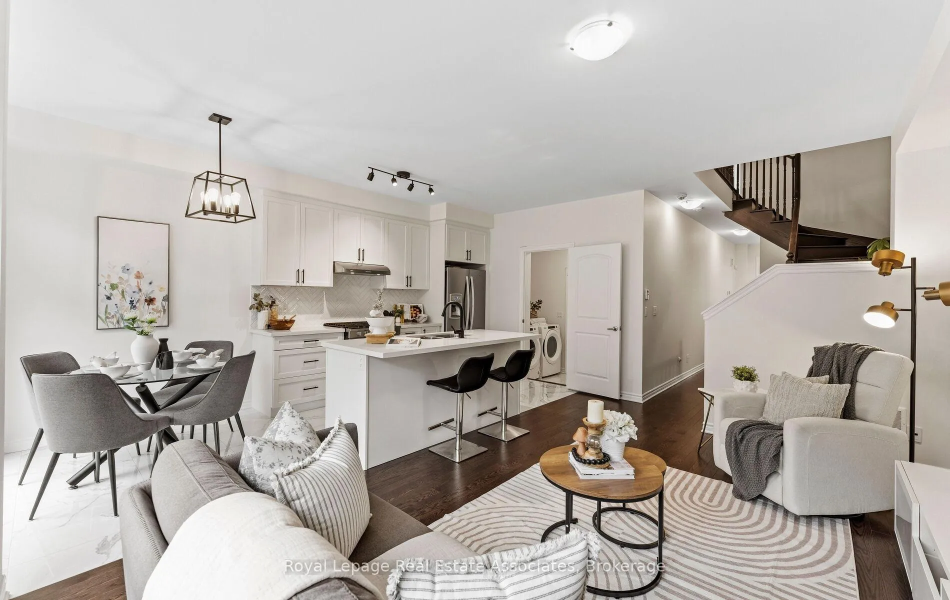 Photo 9 of 53 Sutcliffe Drive, Whitby, Rolling Acres — HOMEH