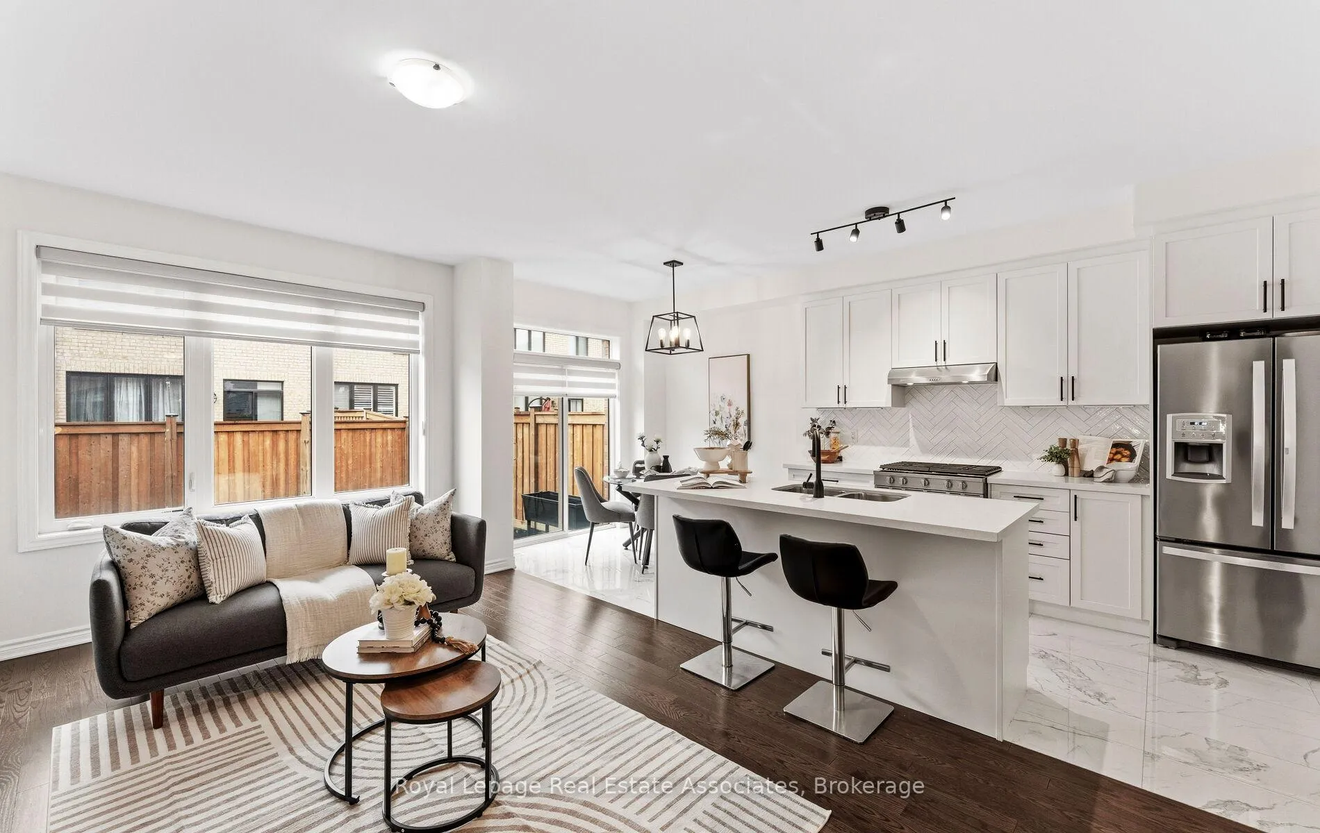Photo 10 of 53 Sutcliffe Drive, Whitby, Rolling Acres — HOMEH