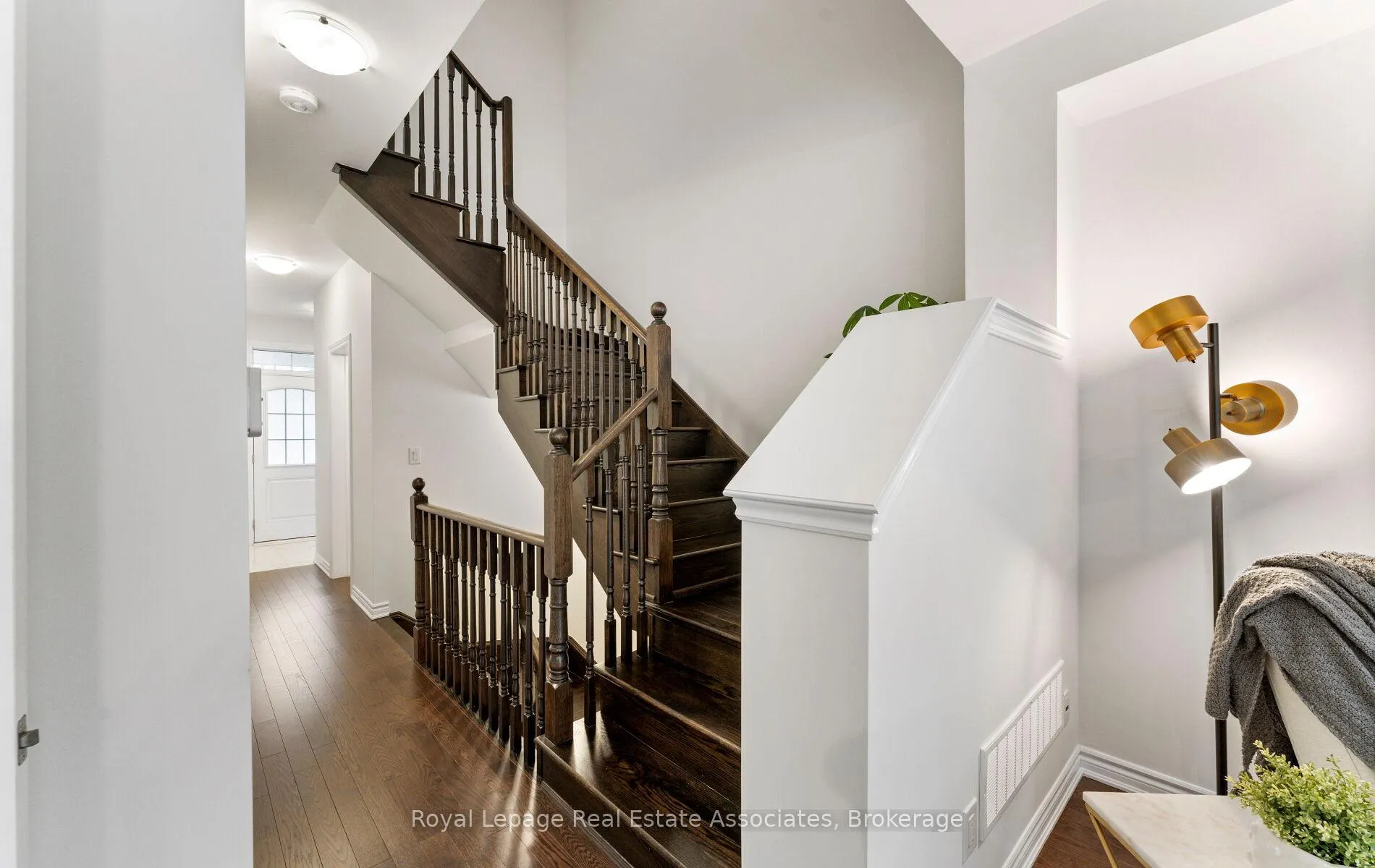 Photo 21 of 53 Sutcliffe Drive, Whitby, Rolling Acres — HOMEH