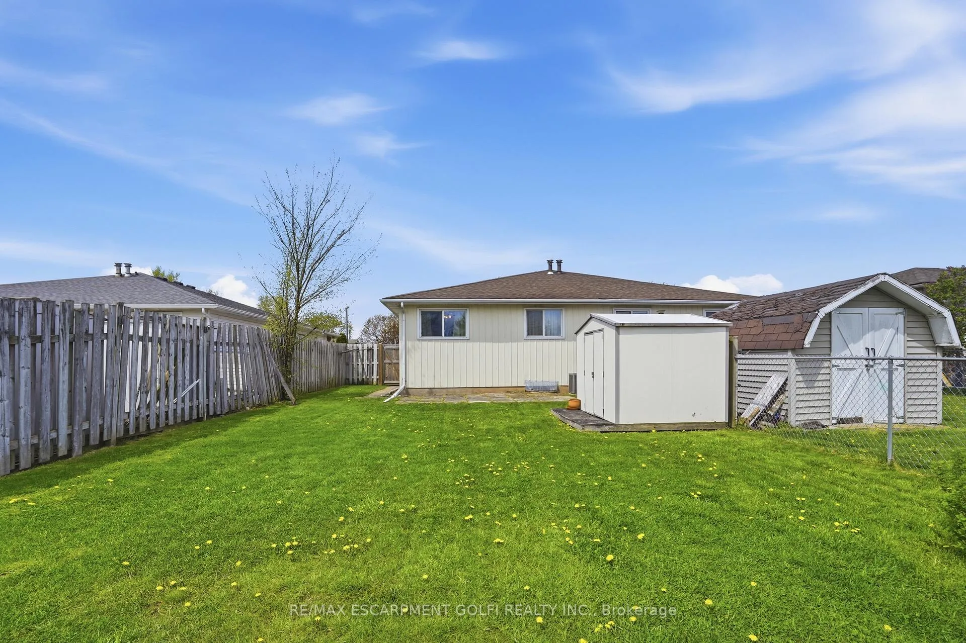 Photo 18 of 87 Marc Boulevard, Welland, Lincoln/Crowland — HOMEH