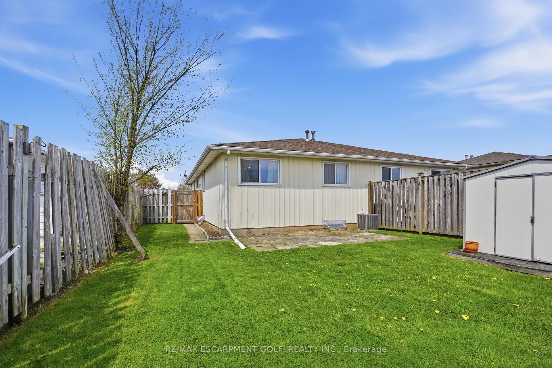 Photo 19 of 87 Marc Boulevard, Welland, Lincoln/Crowland — HOMEH