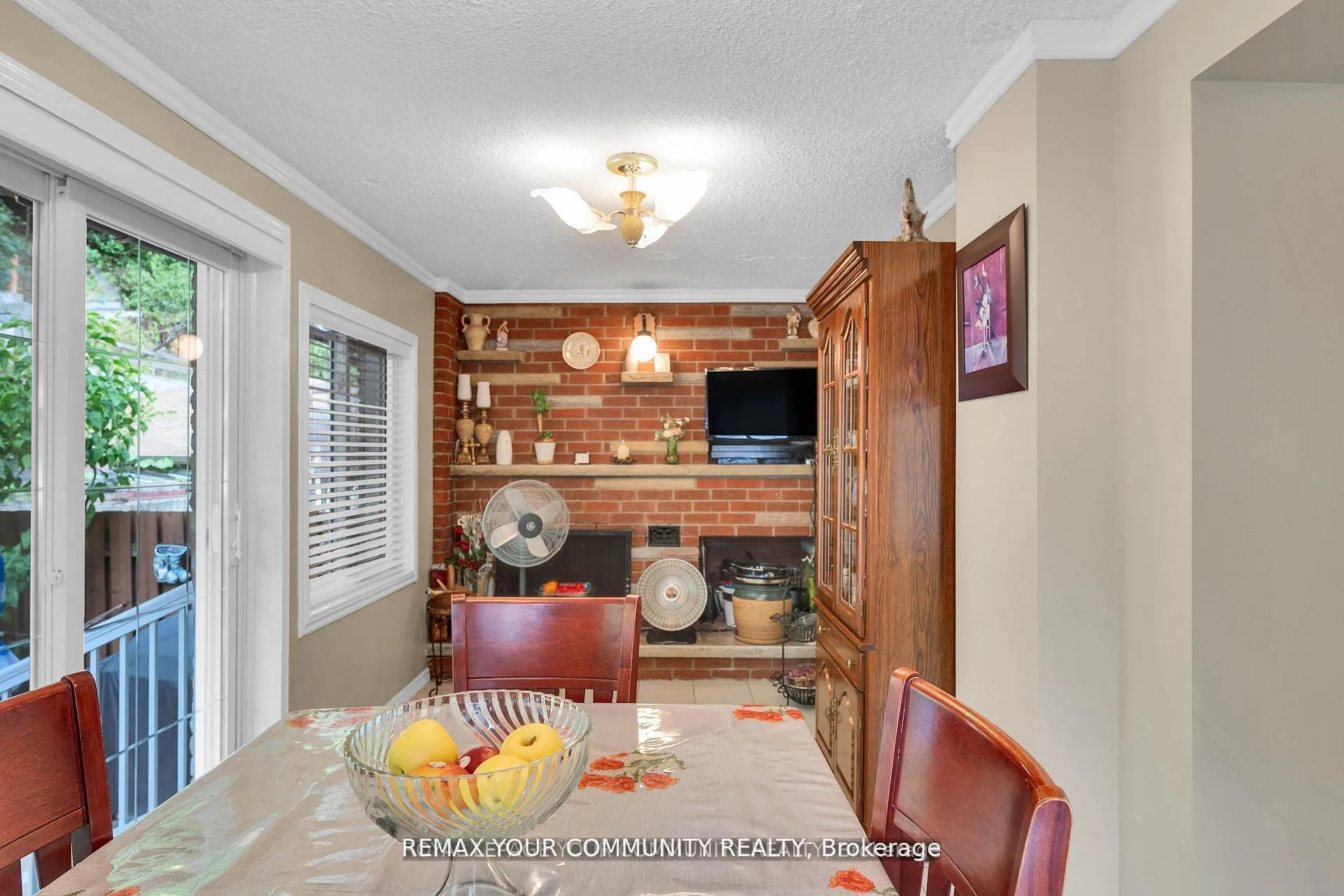 Photo 13 of 119 Dalrymple Drive, Toronto, Rockcliffe-Smythe — HOMEH