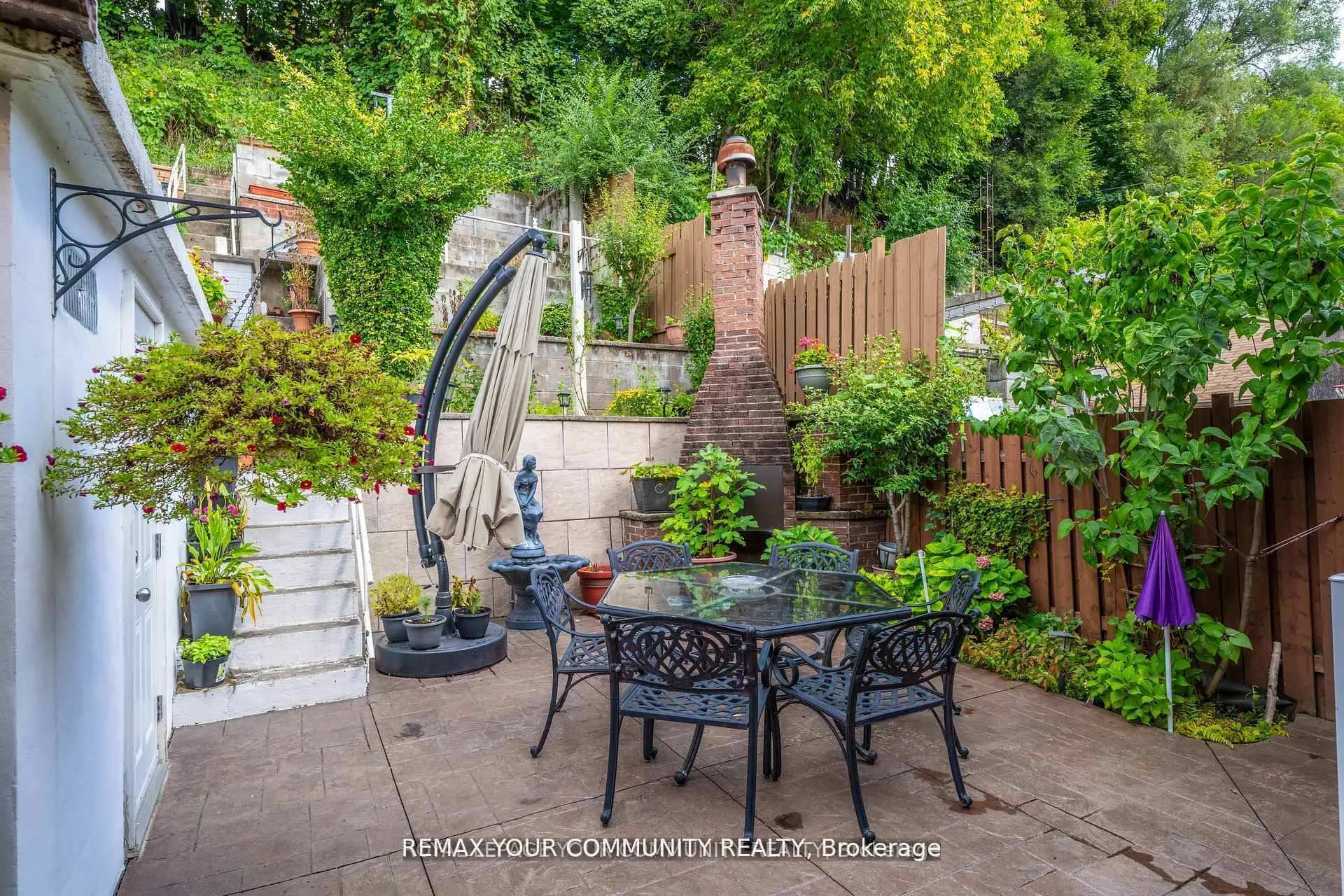 Photo 32 of 119 Dalrymple Drive, Toronto, Rockcliffe-Smythe — HOMEH