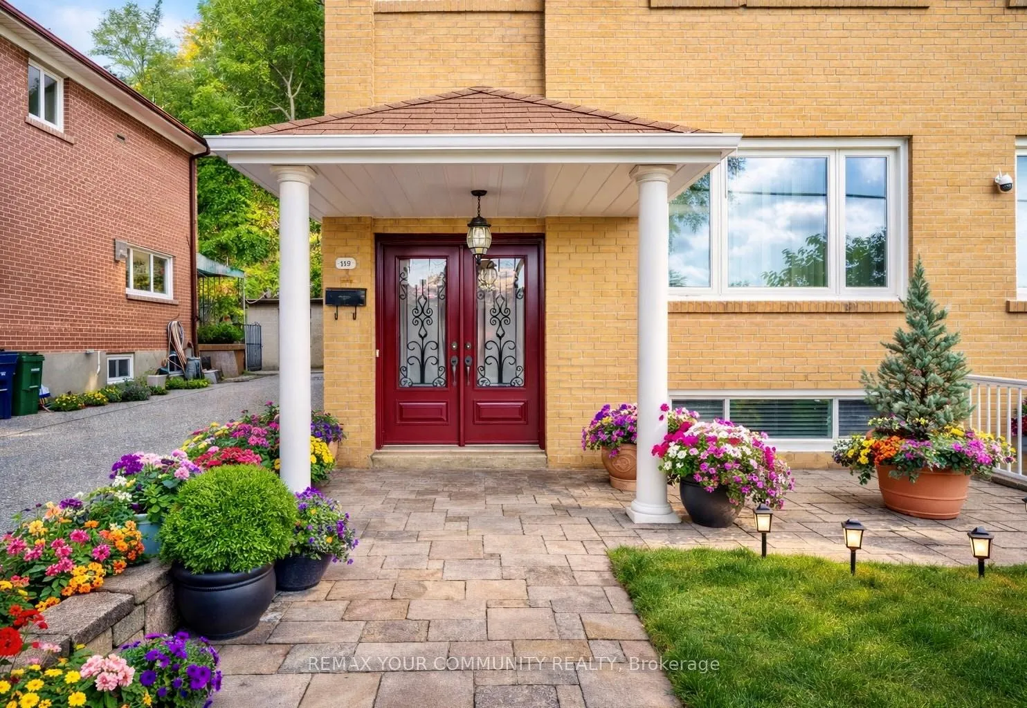 Photo 38 of 119 Dalrymple Drive, Toronto, Rockcliffe-Smythe — HOMEH