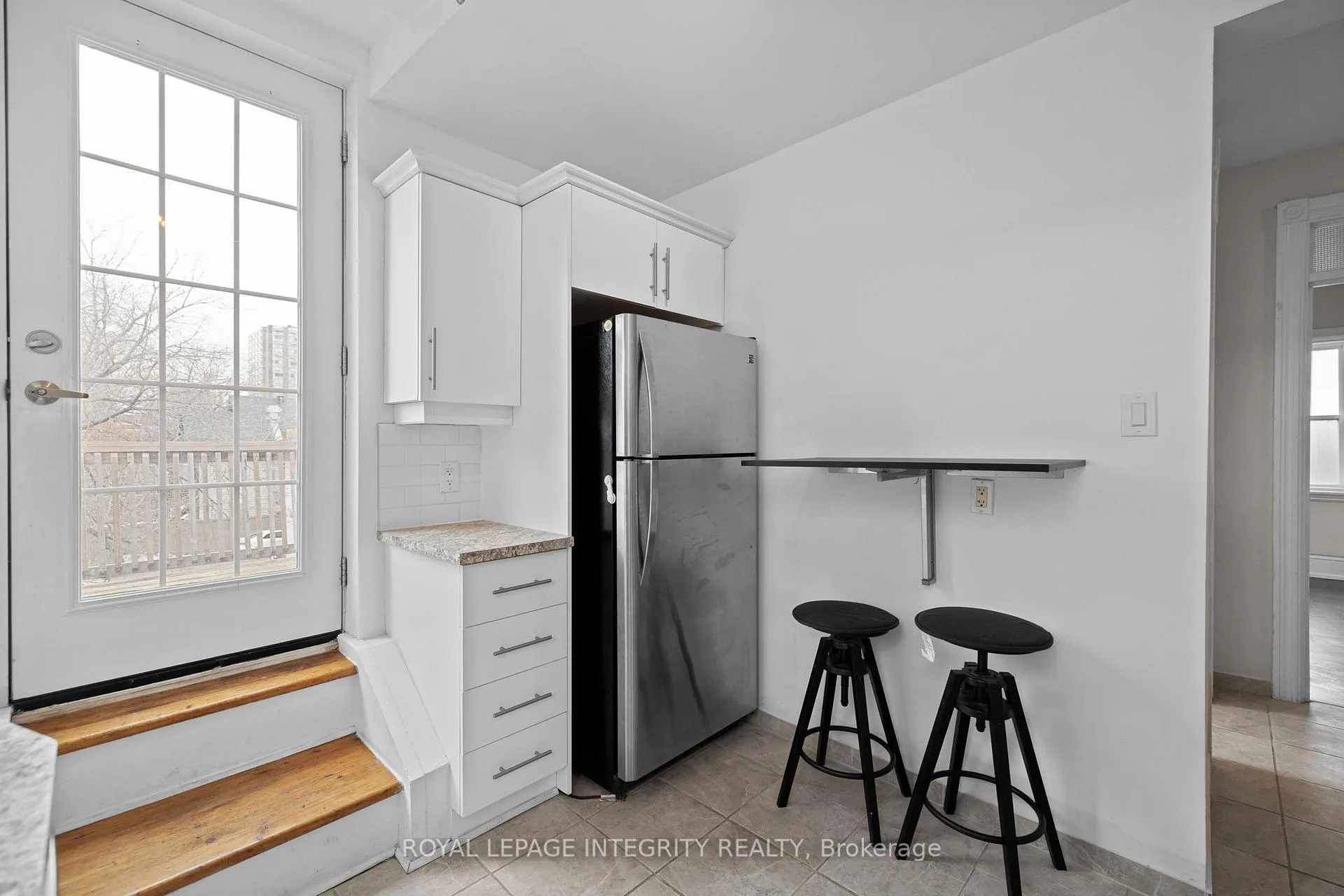 Photo 8 of Unit 2, 172 Cobourg Street, Ottawa, Sandy Hill — HOMEH