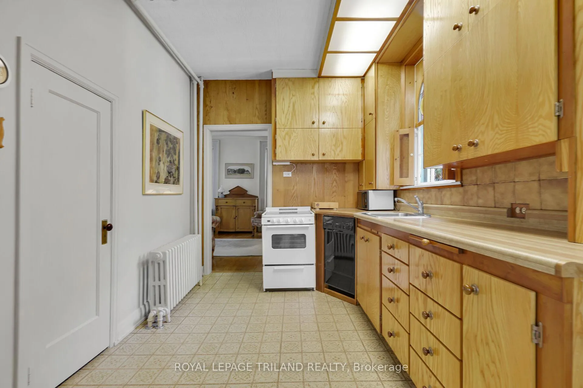 Photo 9 of 249 Halls Mill Road, London, South B — HOMEH