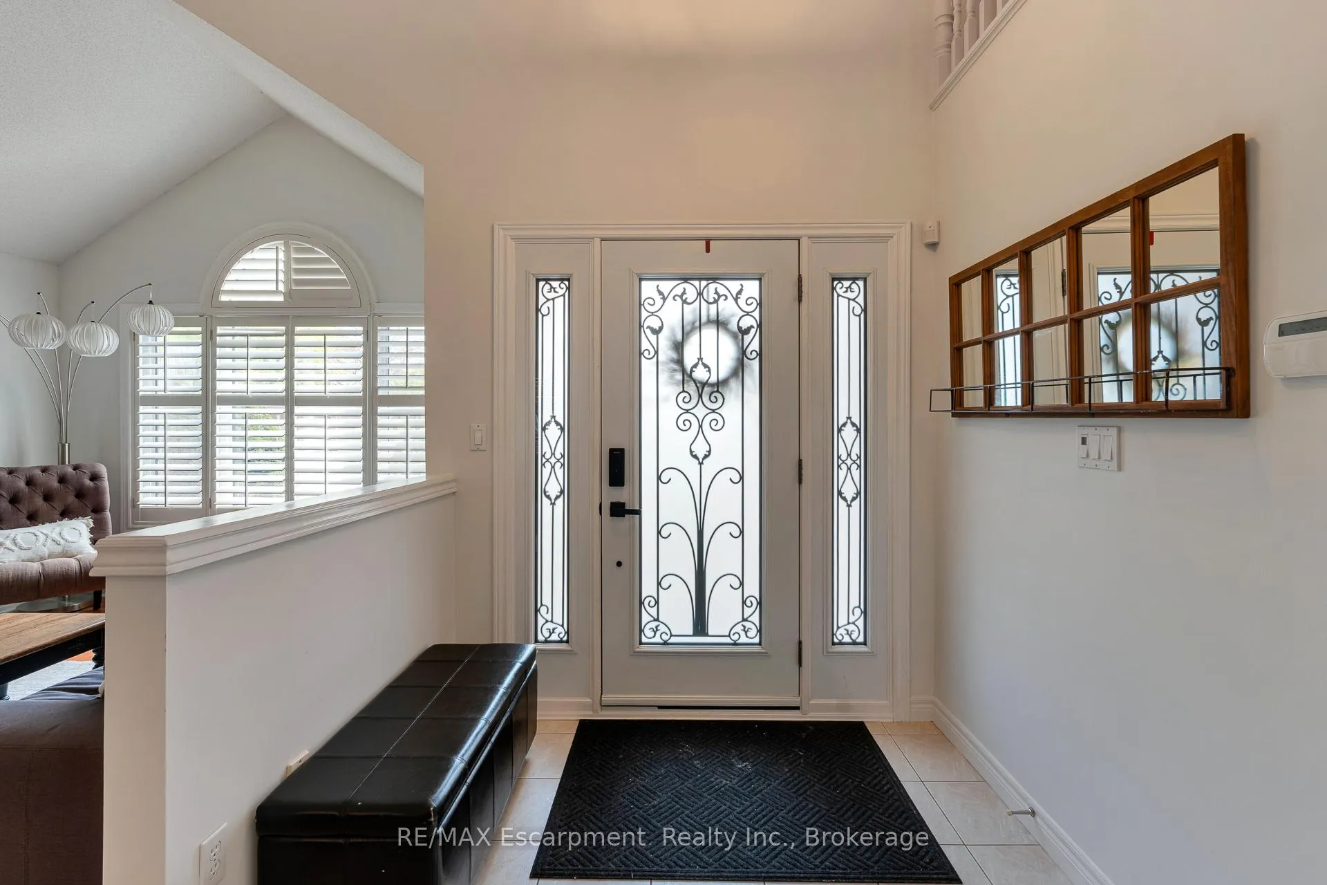 Photo 4 of 98 Glenhollow Drive, Hamilton, Stoney Creek — HOMEH
