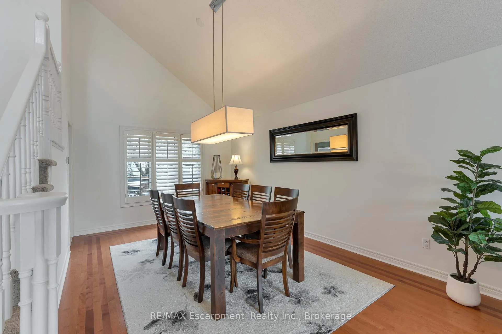 Photo 8 of 98 Glenhollow Drive, Hamilton, Stoney Creek — HOMEH