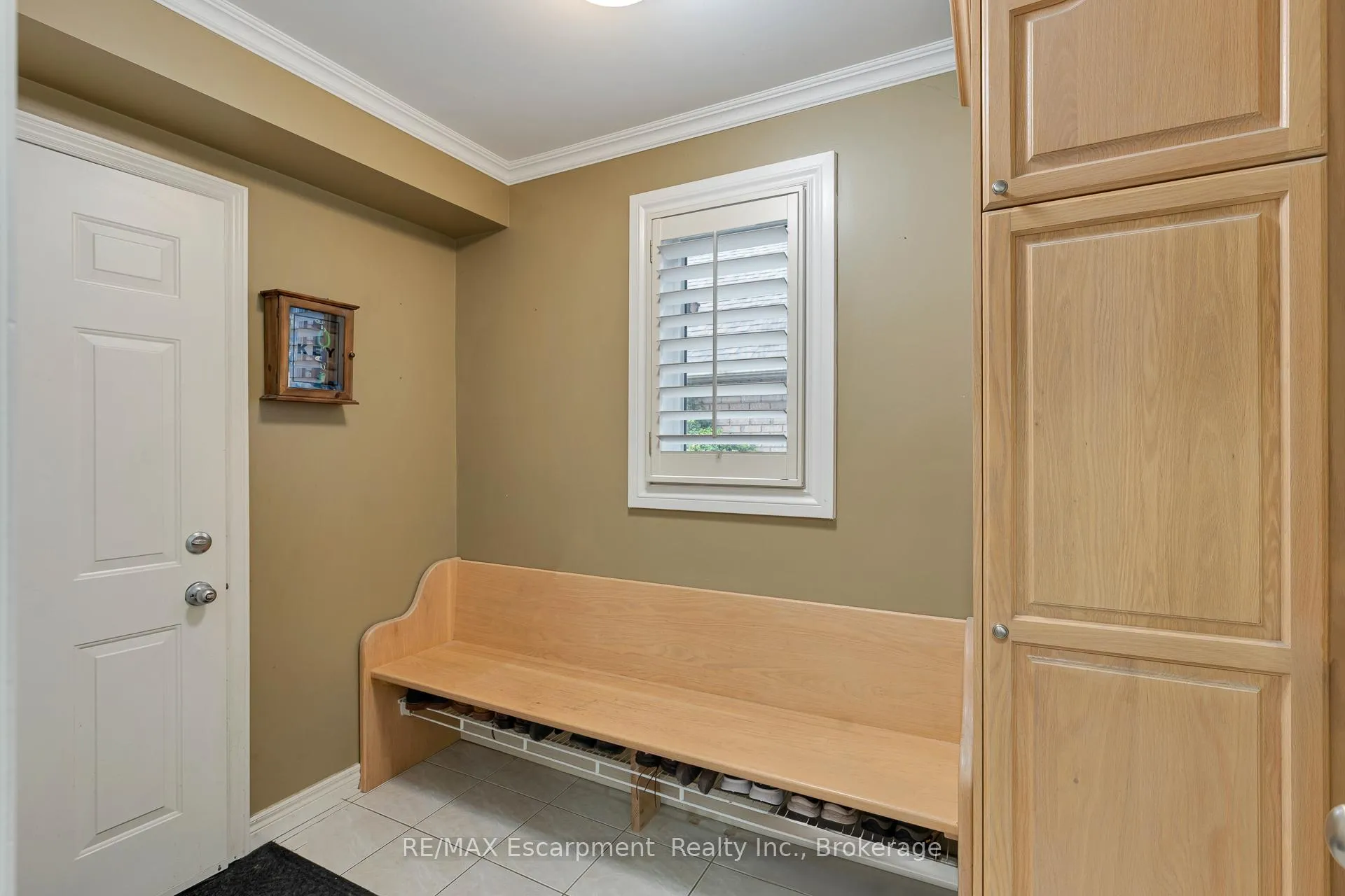Photo 19 of 98 Glenhollow Drive, Hamilton, Stoney Creek — HOMEH